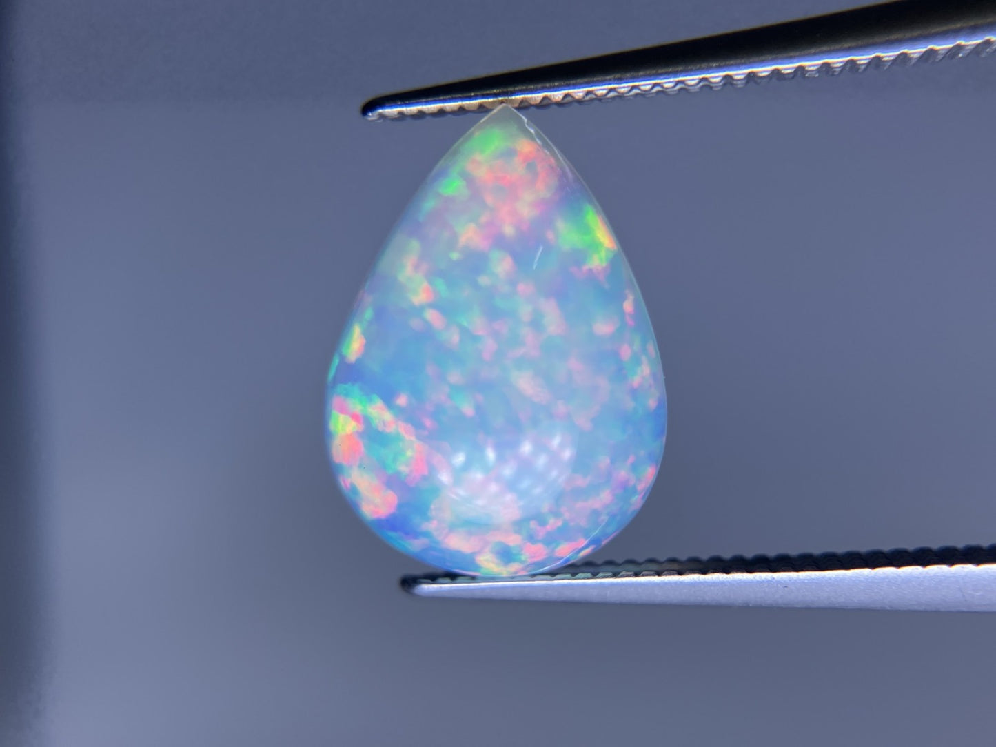 オパール 3.069ct 宝石ソーティング付き 13.6㎜×10.1㎜×5.1㎜ ルース（ 裸石 ） 4566K
