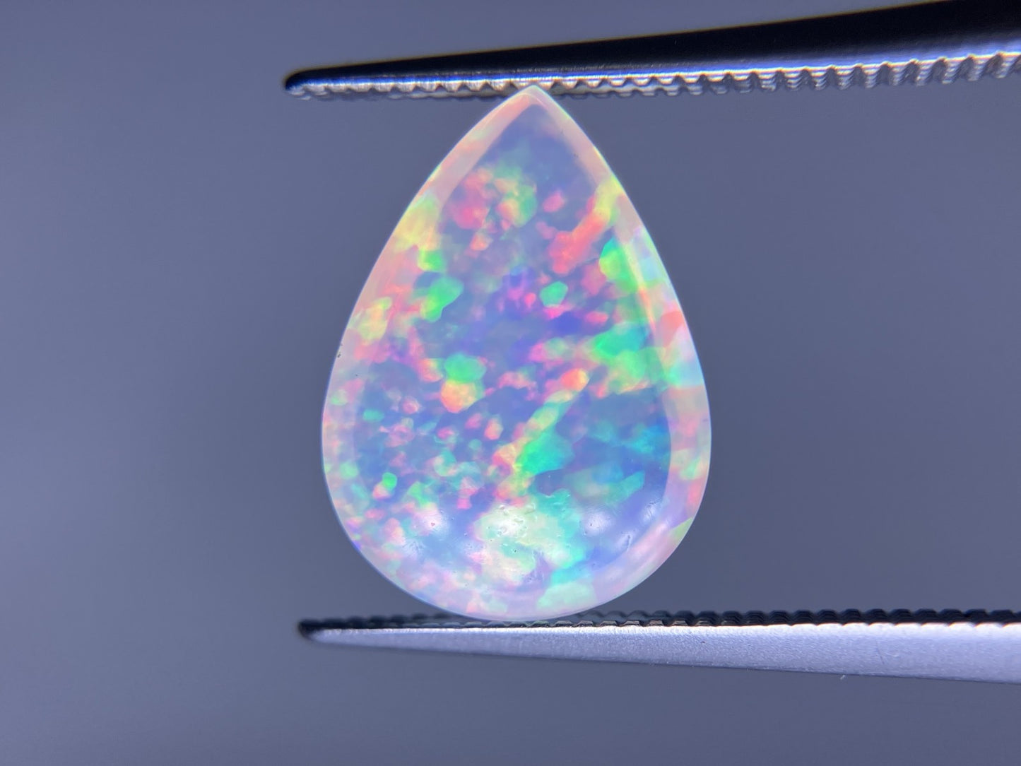 オパール 3.069ct 宝石ソーティング付き 13.6㎜×10.1㎜×5.1㎜ ルース（ 裸石 ） 4566K