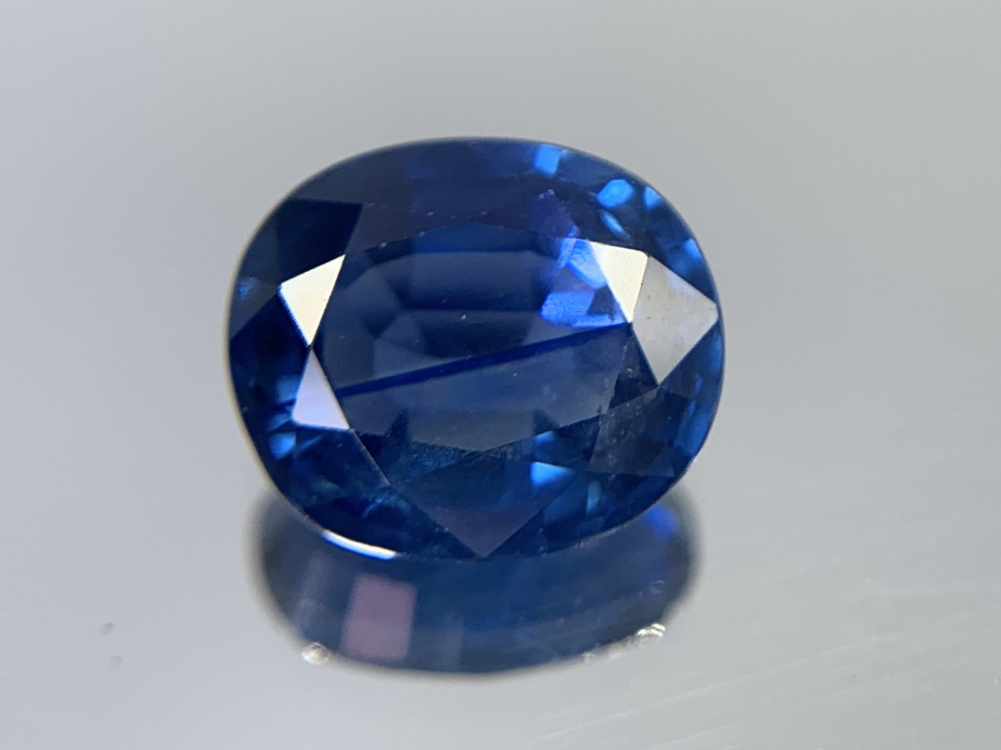 サファイア  3.151ct  宝石ソーティング付き  9.6㎜×8.3㎜×4.0㎜  ルース（ 裸石 ） 1748Y