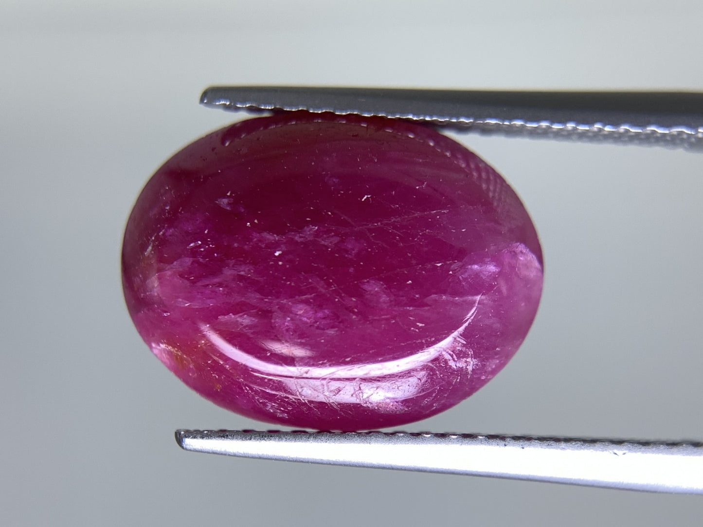 ルビー 天然 9.407ct 宝石ソーティング付き 14.4㎜×10.8㎜×5.7㎜ ルース（ 裸石 ） 6793Y