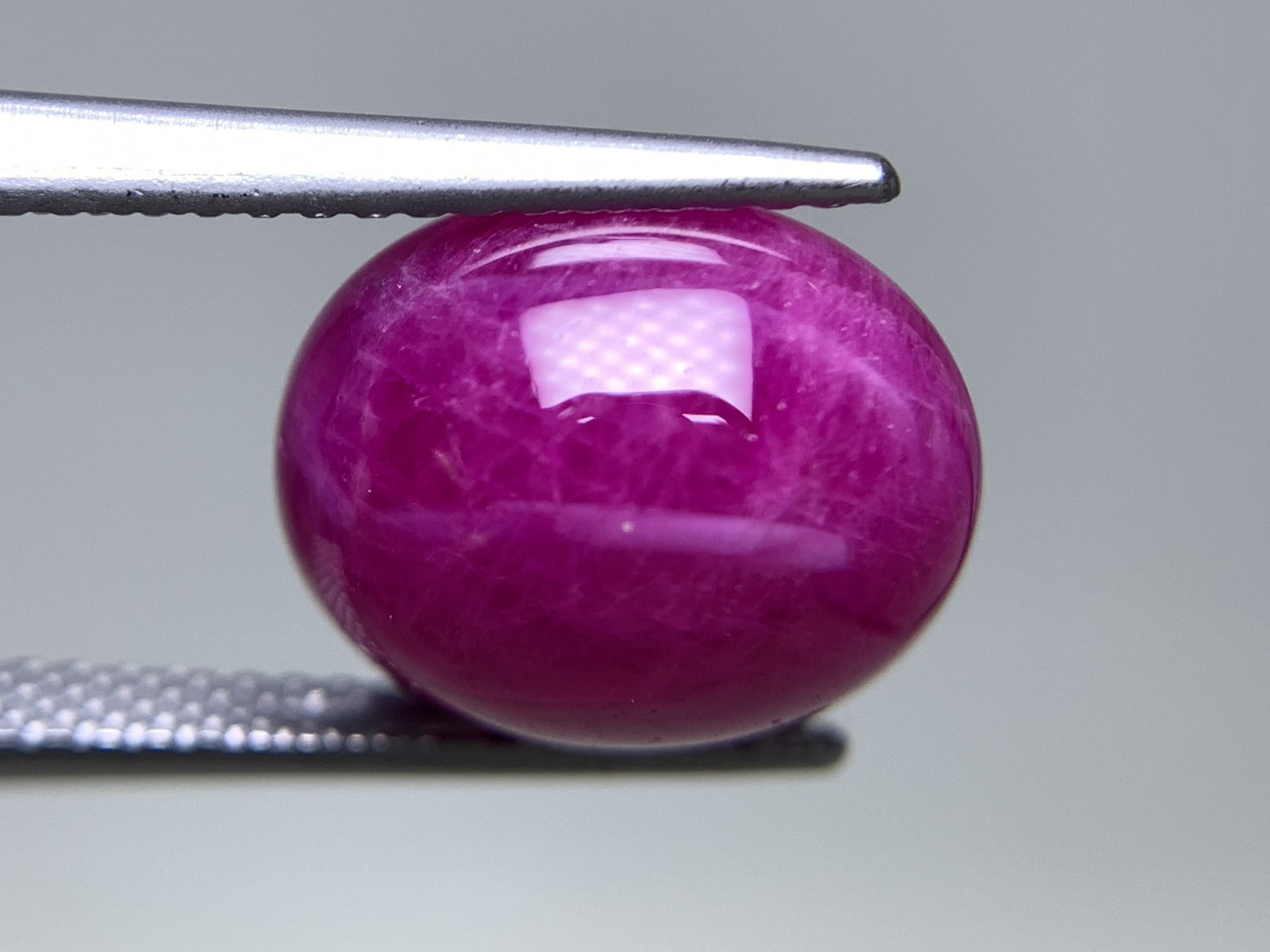 ルビー 天然 8.105ct 宝石ソーティング付き 11.8㎜×10.0㎜×6.2㎜ ルース（ 裸石 ） 6795Y