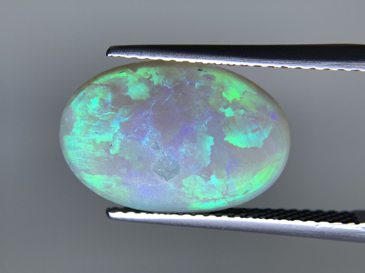 ブラックオパール 天然 3.567ct 宝石ソーティング付き 15.5㎜×10.6㎜×3.6㎜ ルース（ 裸石 ） 6779Y