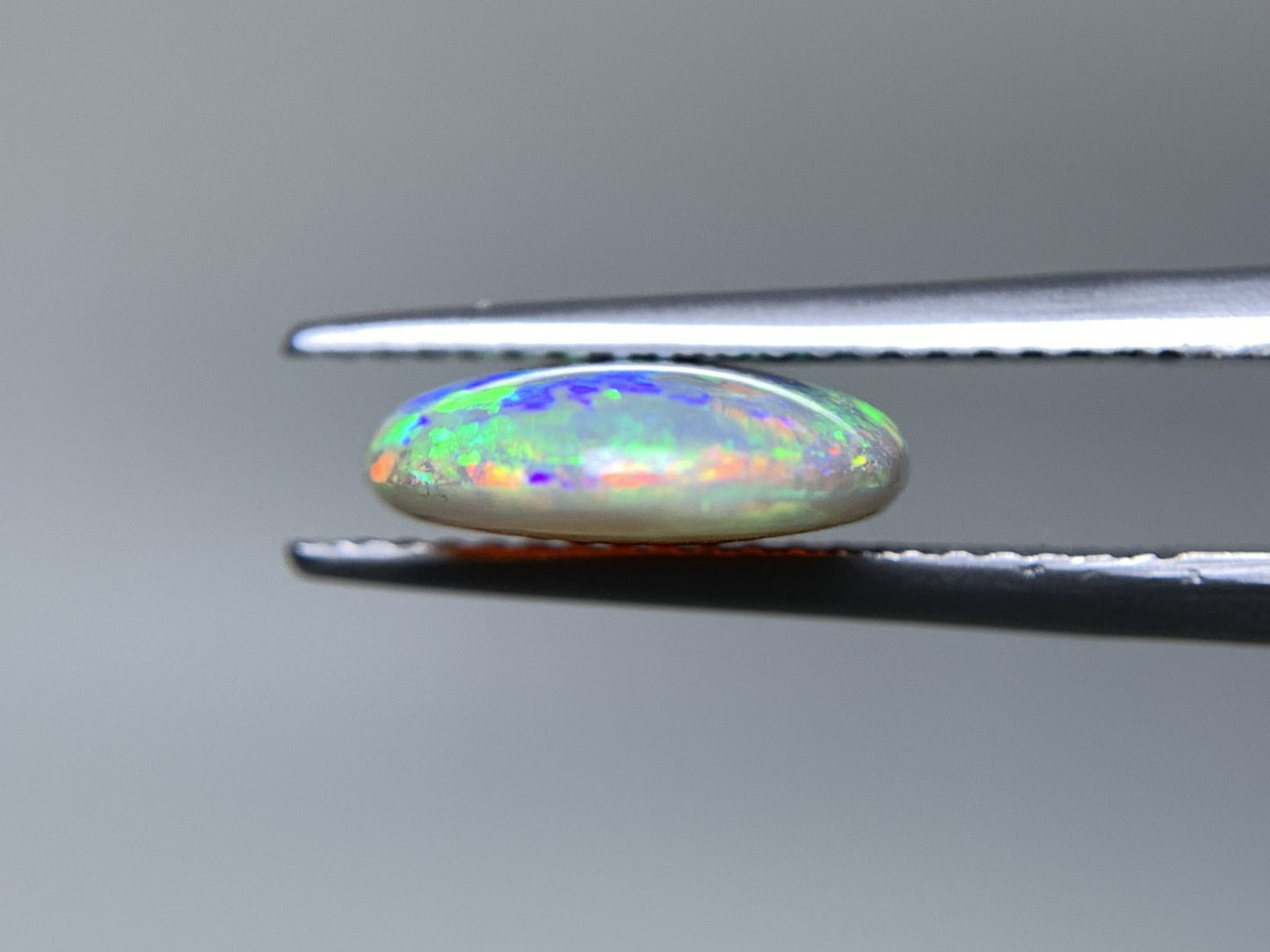 ブラックオパール 天然 3.567ct 宝石ソーティング付き 15.5㎜×10.6㎜×3.6㎜ ルース（ 裸石 ） 6779Y