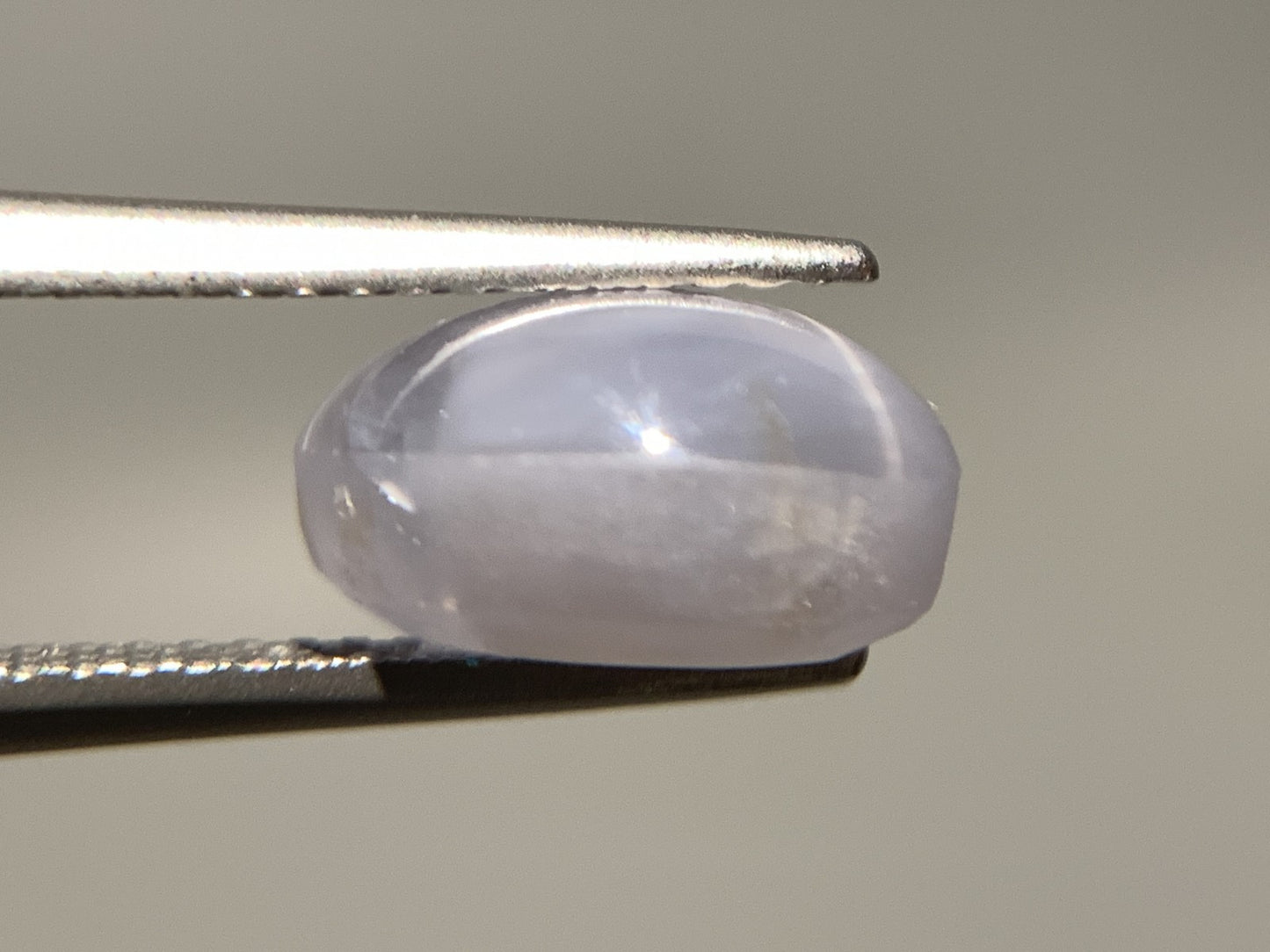 スターサファイア 天然 5.952ct 中央宝石ソーティング付き 10.4㎜×8.5㎜×5.6㎜ ルース（ 裸石 ） 6733Y