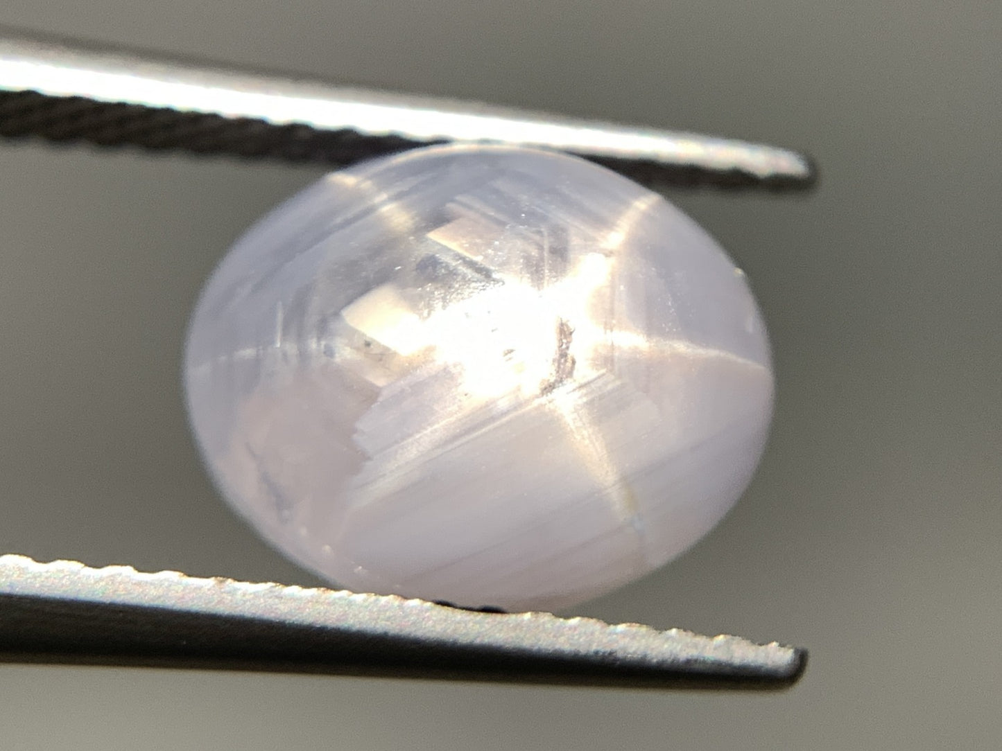 スターサファイア 天然 5.952ct 中央宝石ソーティング付き 10.4㎜×8.5㎜×5.6㎜ ルース（ 裸石 ） 6733Y