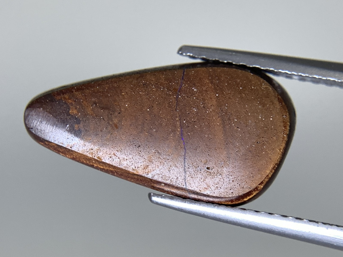 ボルダーオパール 4.135ct  宝石ソーティング付き  17.4㎜×9.2㎜×3.2㎜  天然 ルース（ 裸石 ） 4971Y
