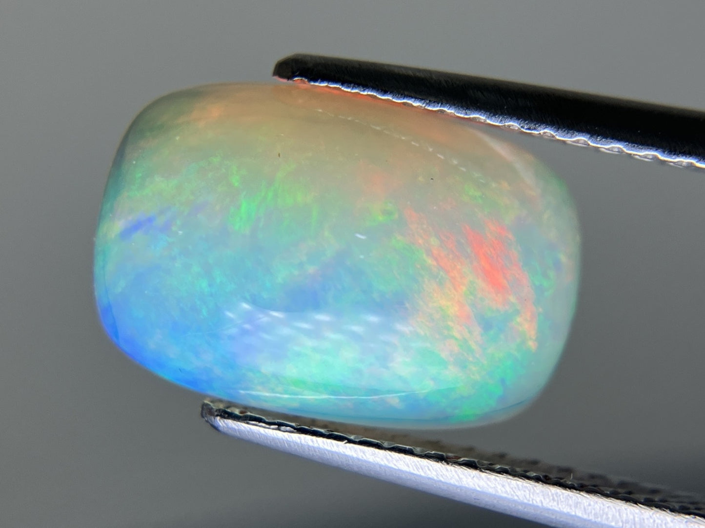 オパール 2.606ct  宝石ソーティング付き  12.6㎜×8.4㎜×4.5㎜  ルース（ 裸石 ） 3497YY