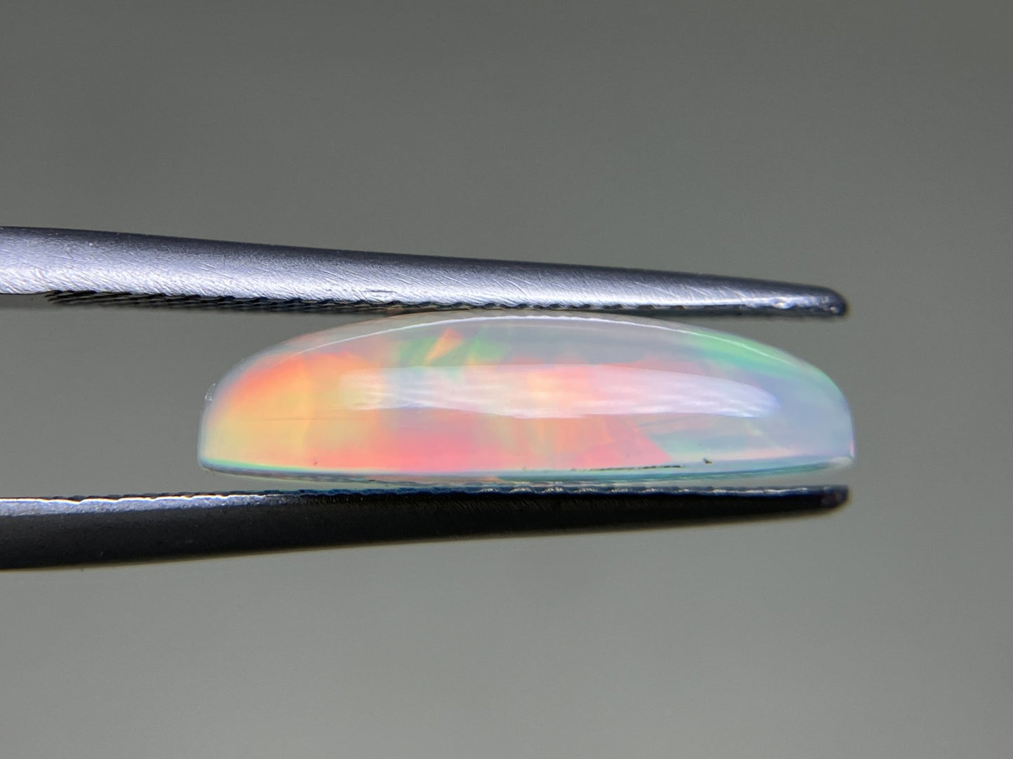 オパール 2.891ct  宝石ソーティング付き  16.7㎜×6.9㎜×4.5㎜  ルース（ 裸石 ） 3896YY