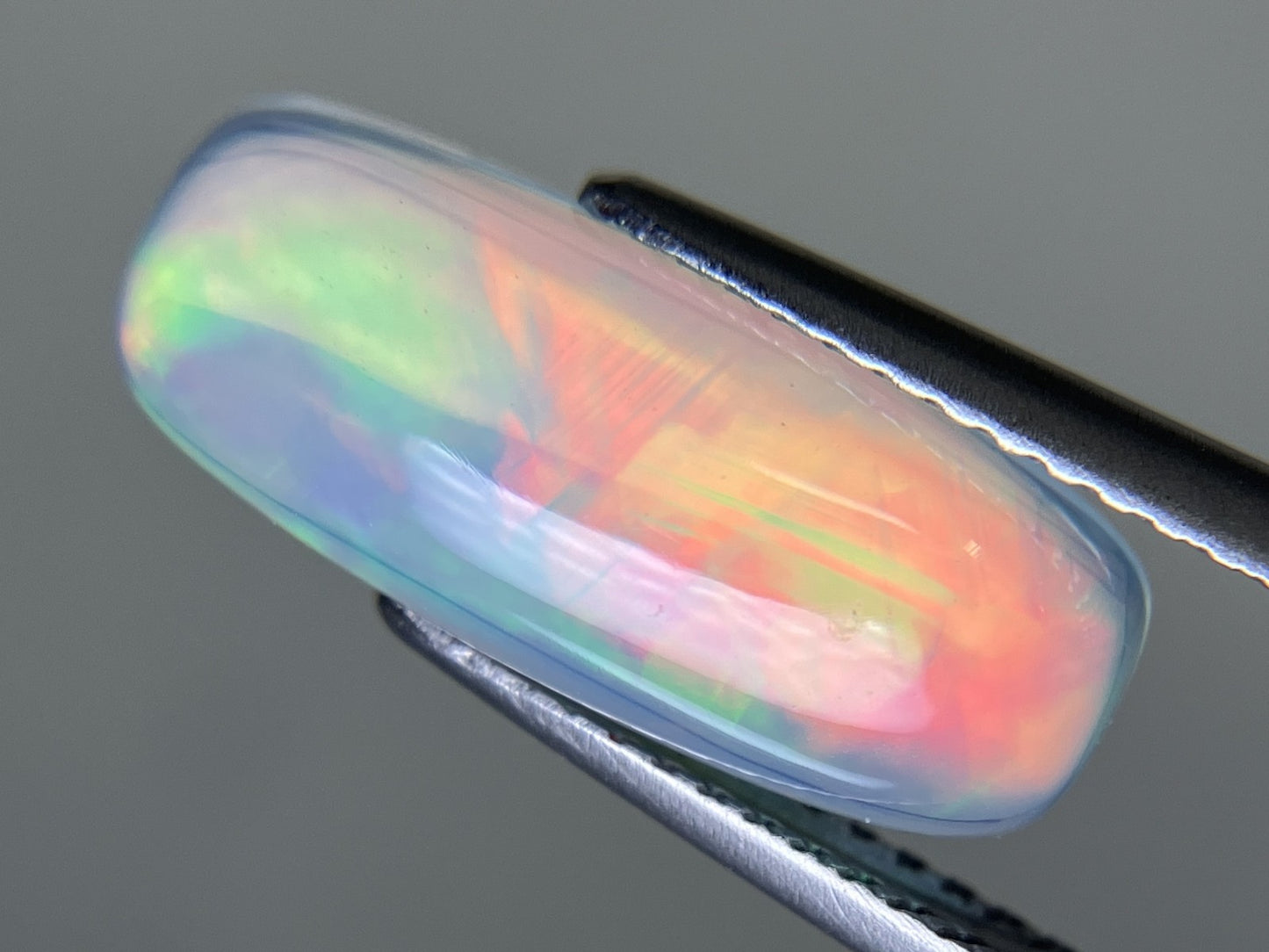 オパール 2.891ct  宝石ソーティング付き  16.7㎜×6.9㎜×4.5㎜  ルース（ 裸石 ） 3896YY