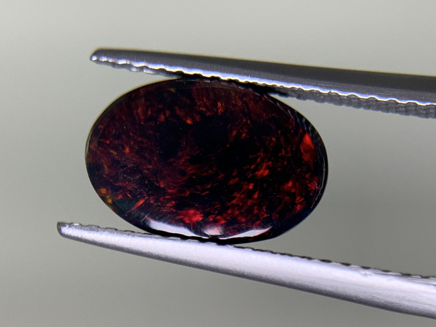 ブラックオパール(黒色化) 1.937ct 宝石ソーティング付き  11.2㎜×7.5㎜×4.9㎜  ルース（ 裸石 ） 3410Y