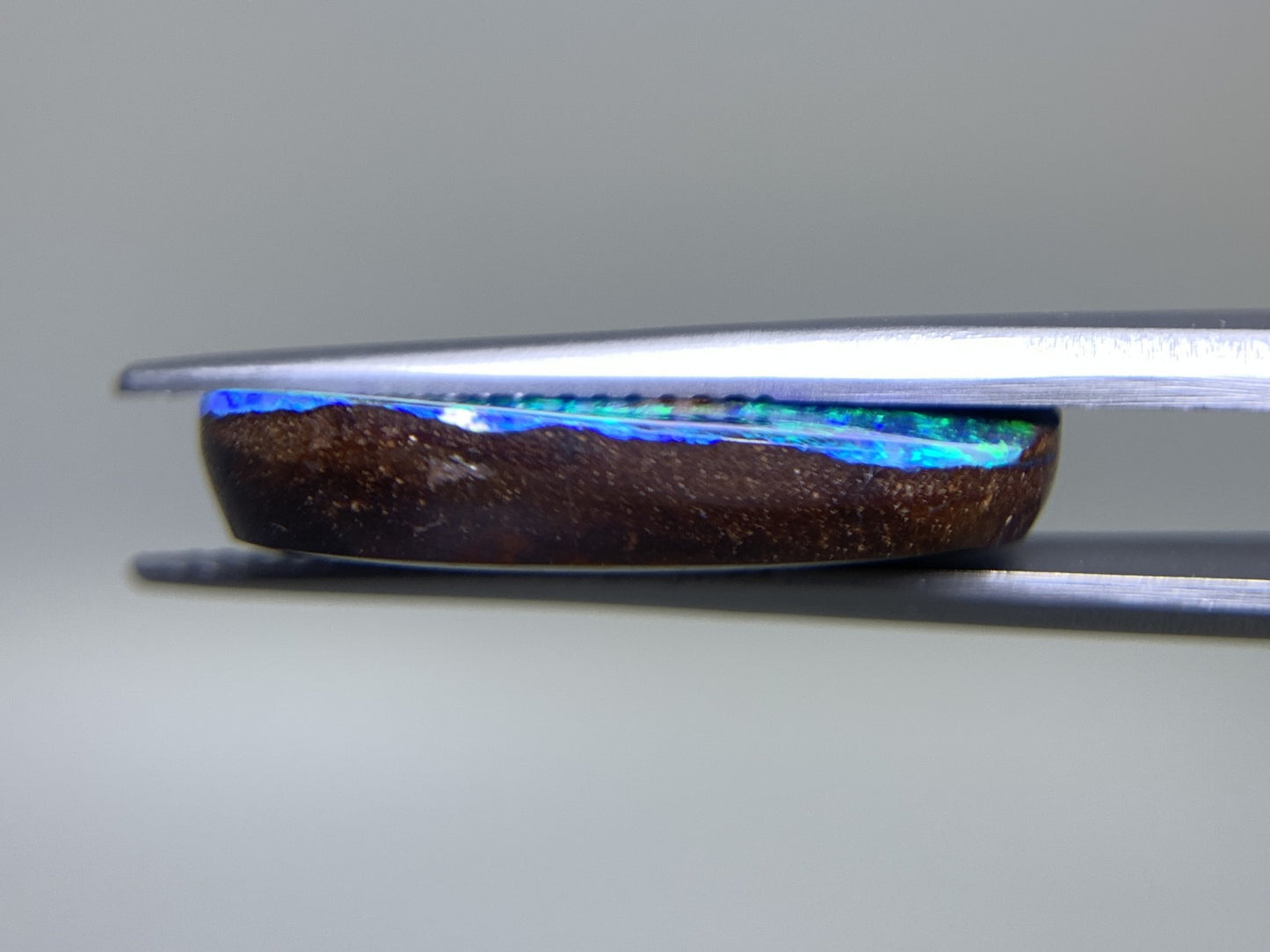 ボルダーオパール 天然  11.639ct  宝石ソーティング付き  21.7㎜×11.6㎜×4.3㎜ ルース（ 裸石 ）  5899Y