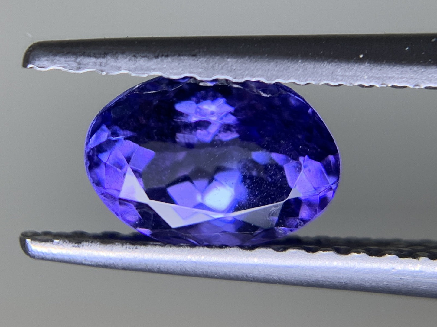 タンザナイト 1.020ct 宝石ソーティング付き 6.8㎜×4.9㎜×3.9㎜ ルース（ 裸石 ） 3441Y