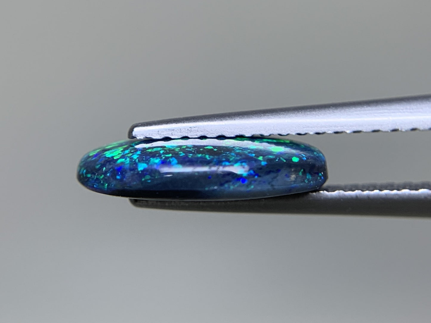 ブラックオパール 天然 1.911ct 宝石ソーティング付き 12.0㎜×9.1㎜×2.7㎜ ルース（ 裸石 ） 7714Y