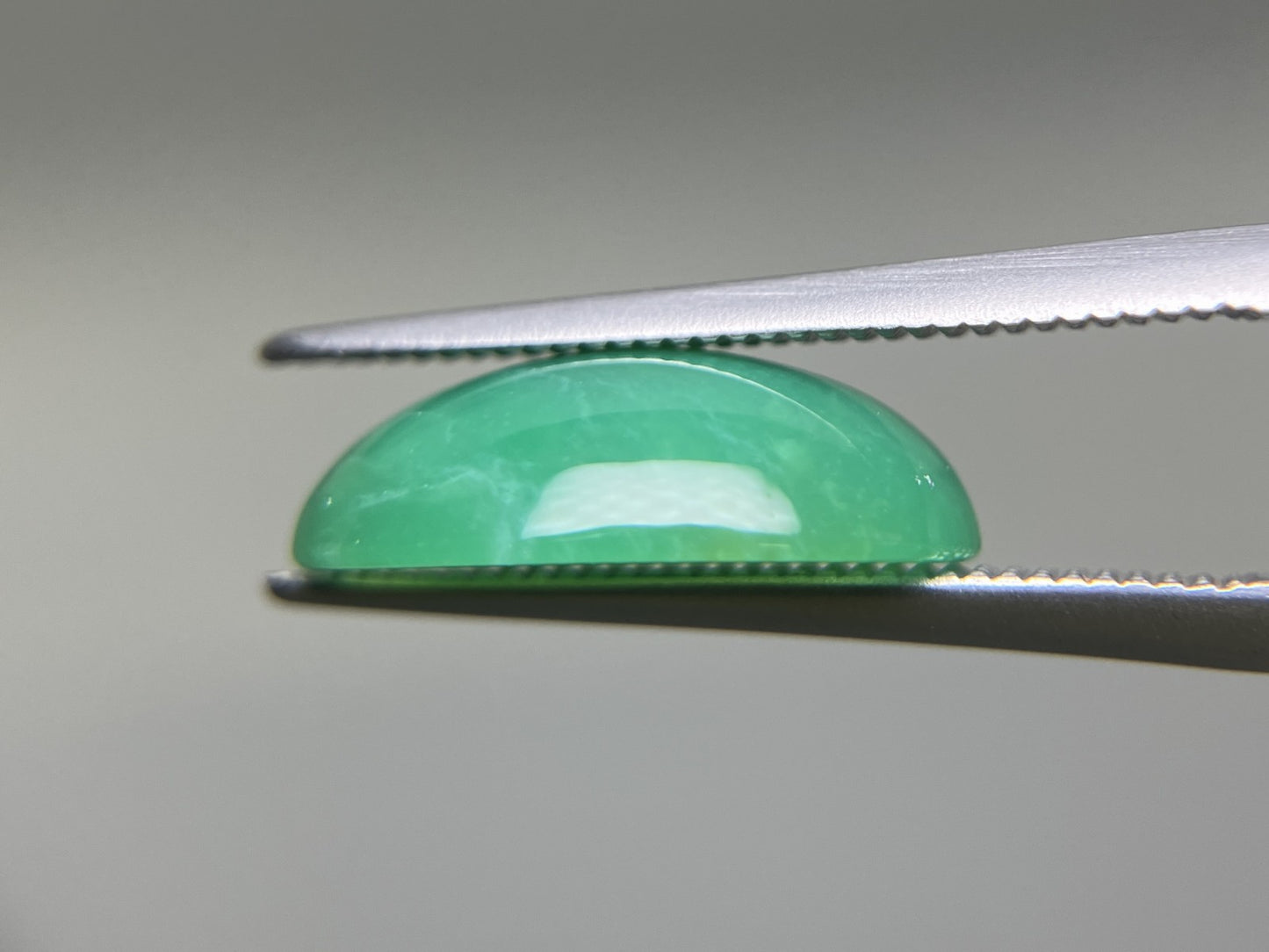 カルセドニー 4.957ct 宝石ソーティング付き 14.5㎜×10.5㎜×4.6㎜ ルース（ 裸石 ） 4830K