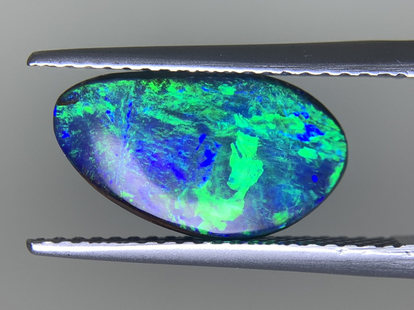 ボルダーオパール 天然  2.682ct   宝石ソーティング付き  13.5㎜×7.6㎜×3.0㎜   ルース（ 裸石 ） 5939Y