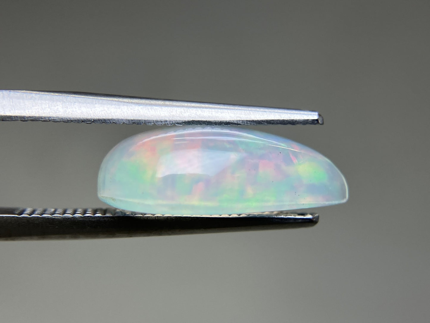 オパール 2.992ct 宝石ソーティング付き  15.9㎜×8.6㎜×5.29㎜  ルース（ 裸石 ） 3949YY