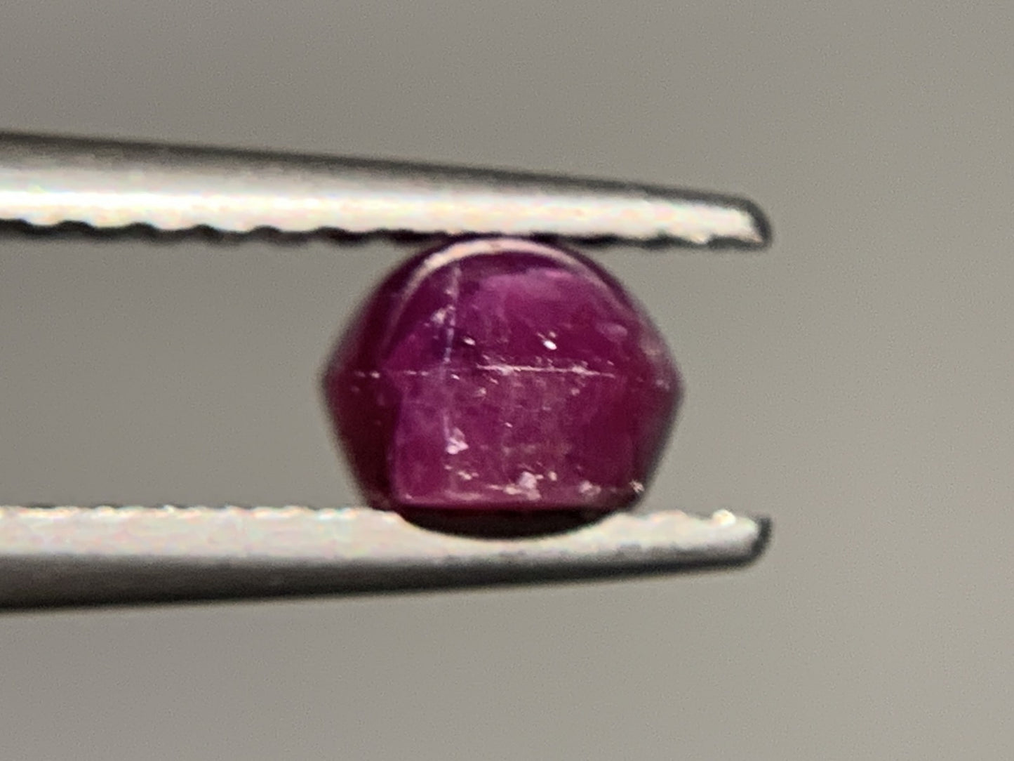スターサファイア 1.227ct  宝石ソーティング付き  5.9㎜×5.0㎜×3.8㎜  ルース（ 裸石 ） 2723Y