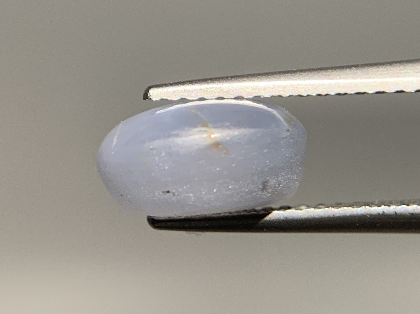 スターサファイア 天然 4.530ct 宝石ソーティング付き 9.9㎜×7.3㎜×5.2㎜ ルース（ 裸石 ） 7734Y