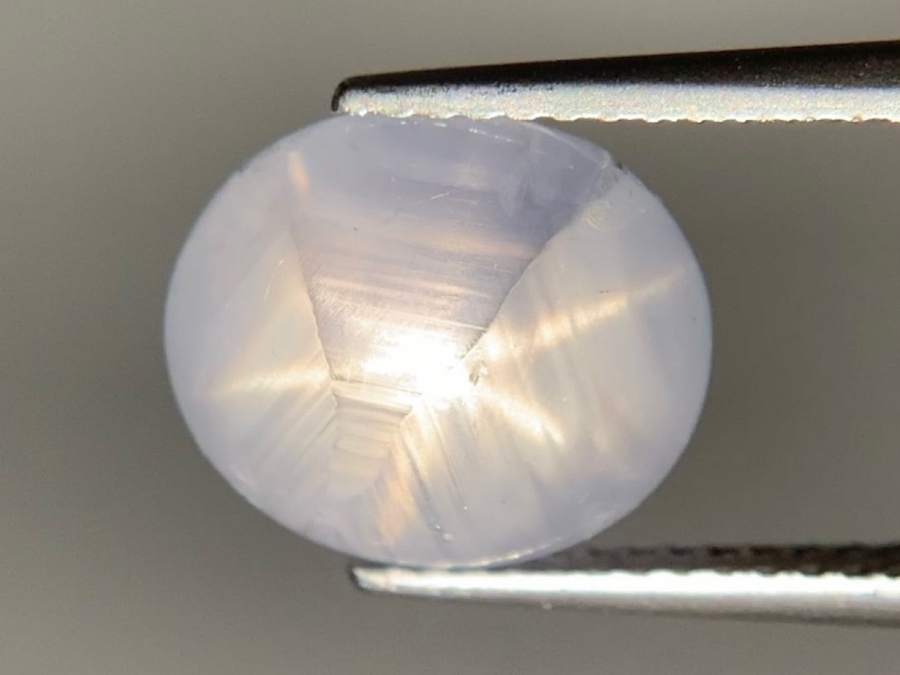 スターサファイア 天然 8.126ct 宝石ソーティング付き 11.2㎜×9.7㎜×7.2㎜ ルース（ 裸石 ） 7752Y