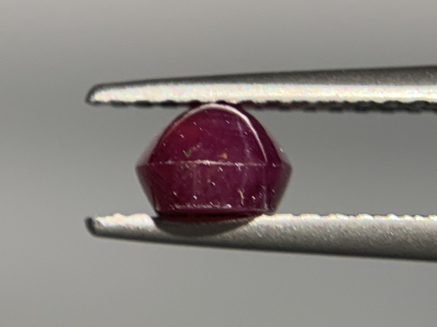 スターサファイア 1.394ct  宝石ソーティング付き  6.9㎜×5.1㎜×3.7㎜  ルース（ 裸石 ） 2721Y