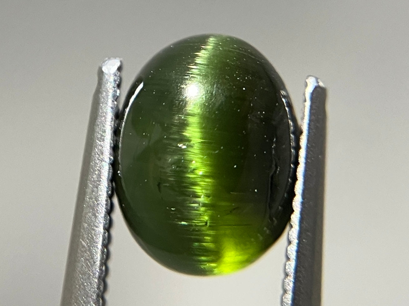 トルマリンキャッツアイ 天然 3.080ct 宝石ソーティング付き 9.0㎜×6.9㎜×5.6㎜ ルース（ 裸石 ） 7008YY