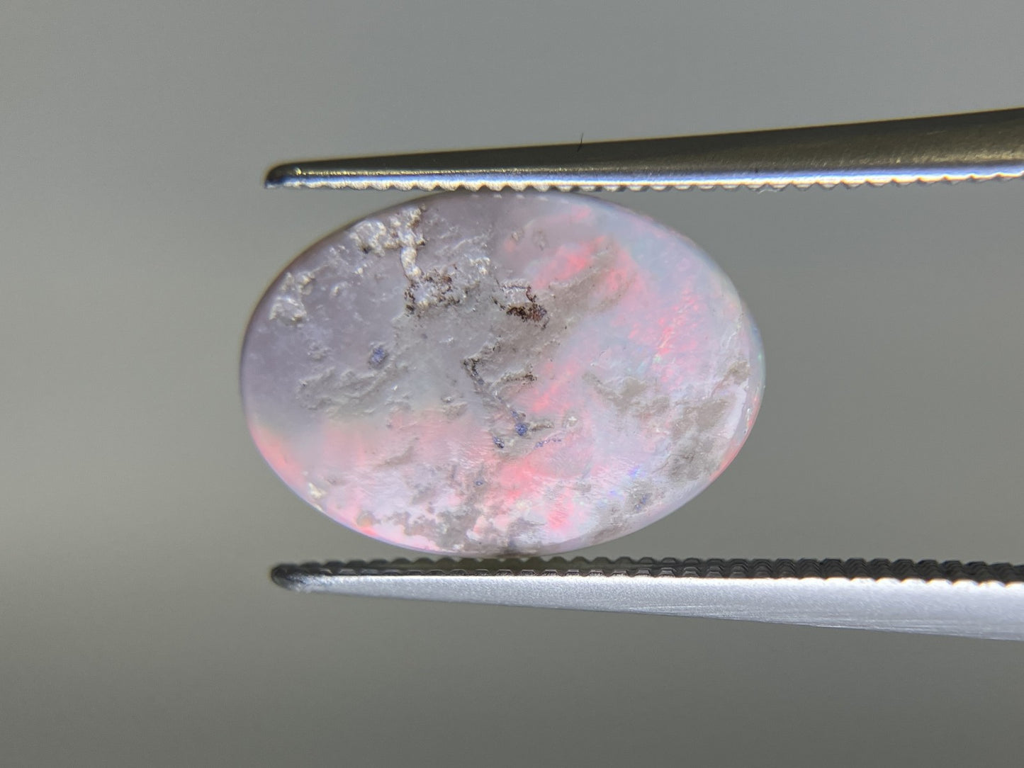 ブラックオパール 天然　2.715ct 宝石ソーティング付き 14.0㎜×10.0㎜×3.1㎜ ルース（ 裸石 ） 5275K