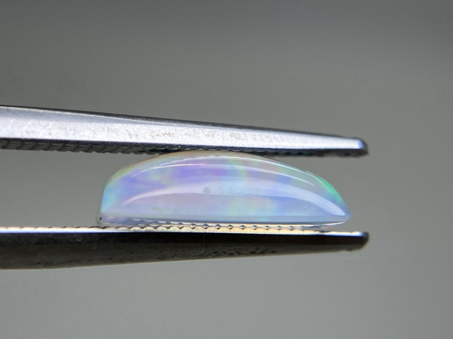 オパール 1.607ct 宝石ソーティング付き  11.2㎜×6.7㎜×3.5㎜  ルース（ 裸石 ） 3910YY