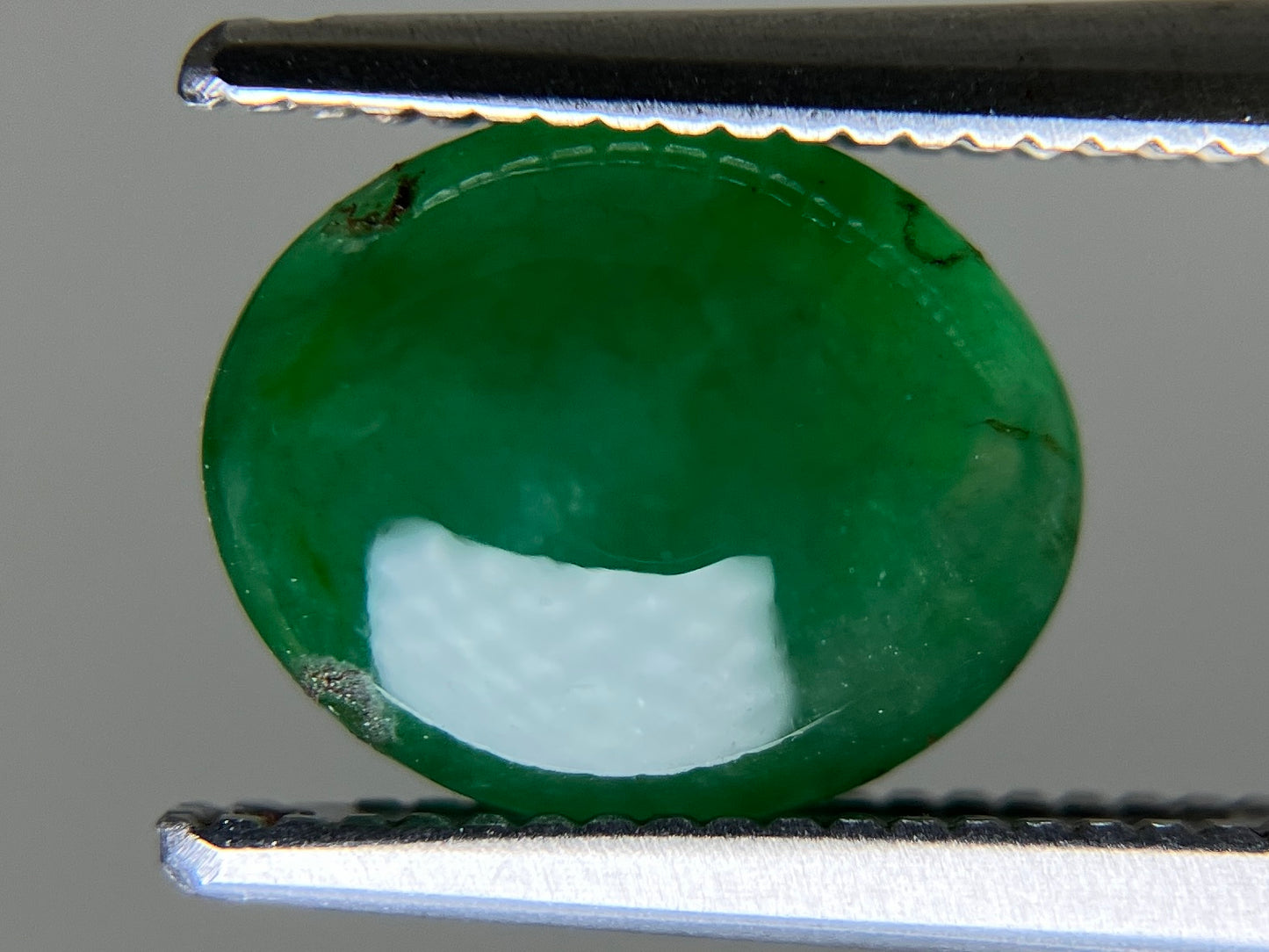 ひすい（ヒスイ 翡翠） 天然 1.823ct 宝石ソーティング付き 8.6㎜×7.0㎜×3.5㎜ ルース（ 裸石 ） 7029YY