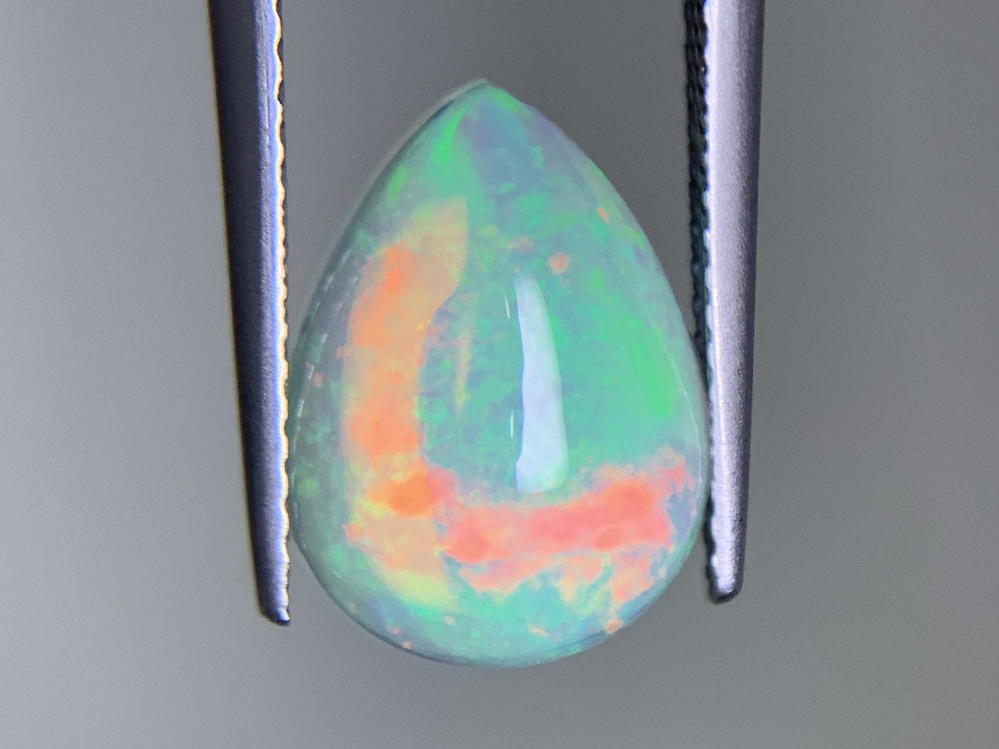 オパール 2.179ct 宝石ソーティング付き  12.6㎜×9.5㎜×4.1㎜  ルース（ 裸石 ） 3587Y