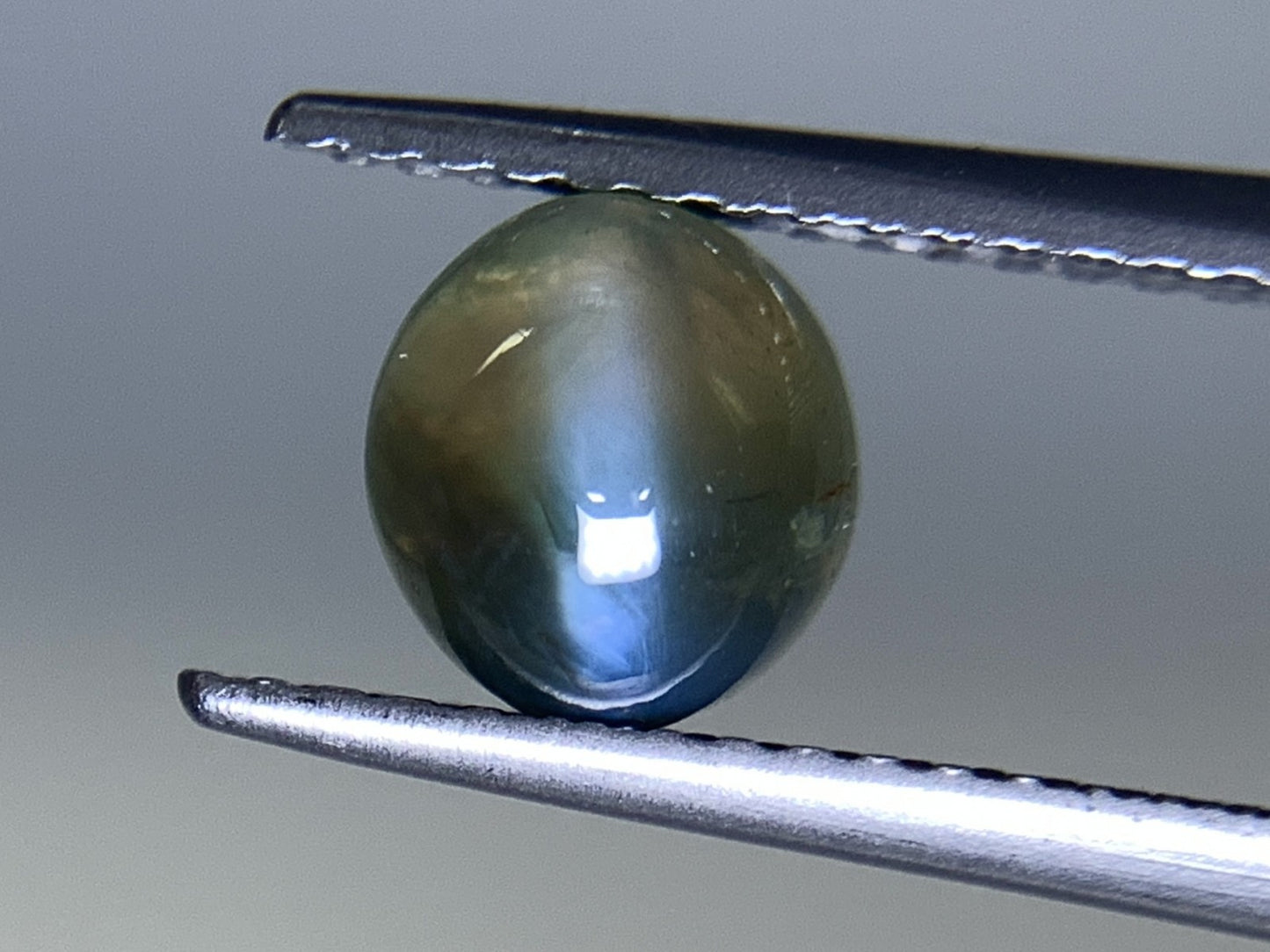 アレキサンドライトキャッツアイ  1.51ct  GIA宝石鑑別書付き  Sri Lanka Green changing to Purplish Brown 6.48㎜×5.84㎜×4.38㎜  ルース（ 裸石 ）   1964Y