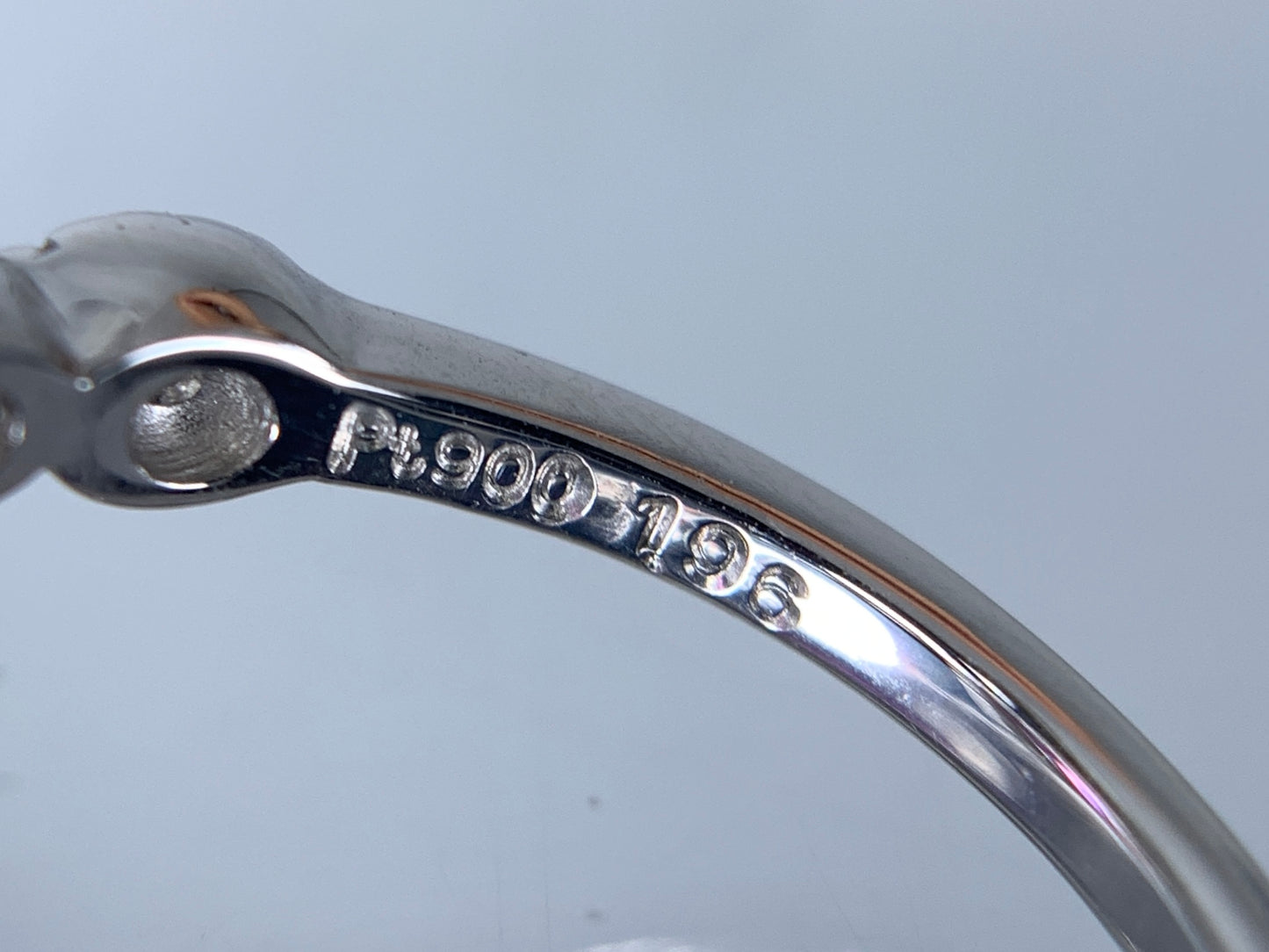 ルビー 非加熱 カシミール産 R1.96ct GIA鑑別書付き  リング（指輪） サイズ直し無料 D0.31ct  PT900 5.36g Y7288Y