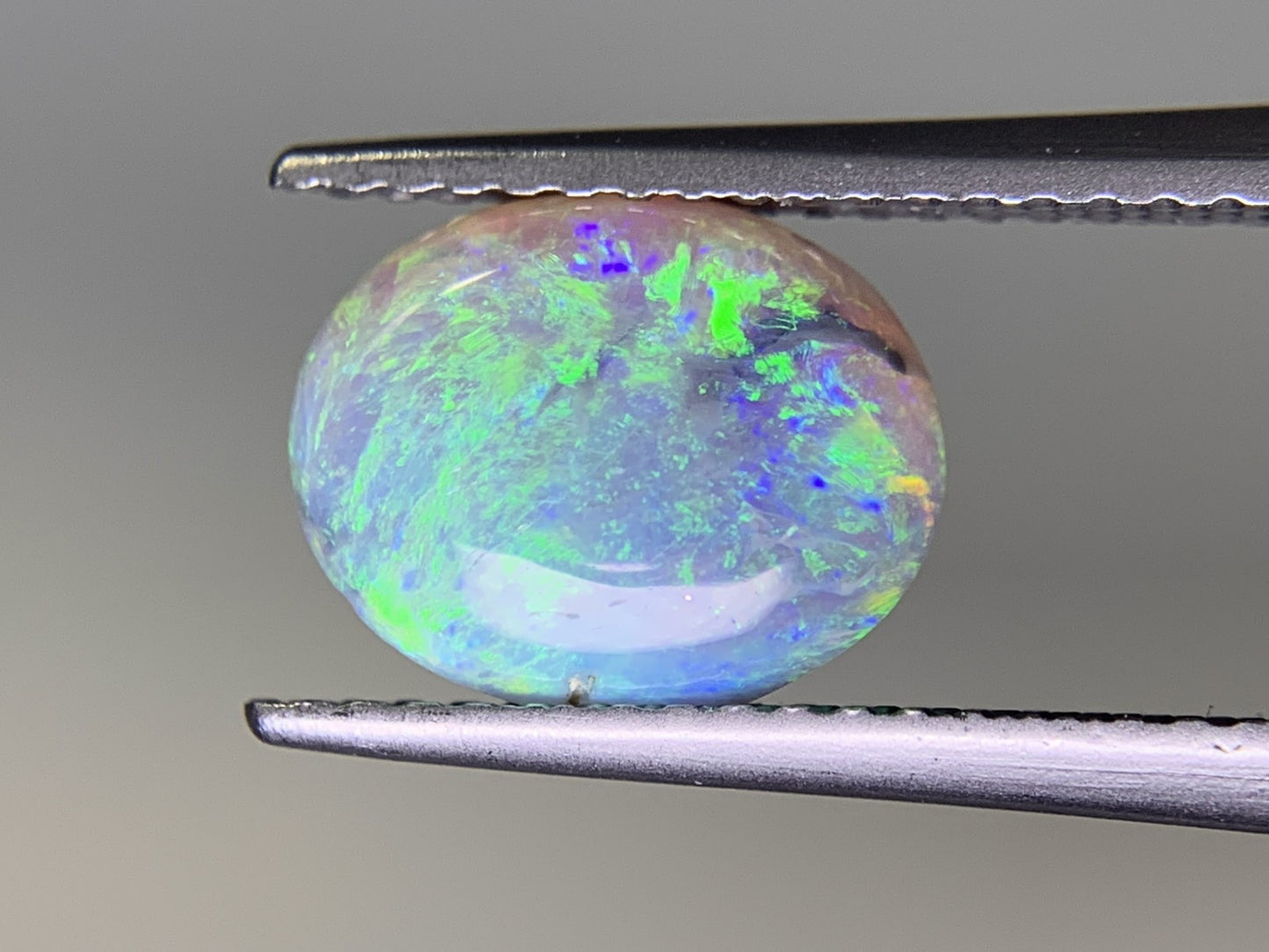 ブラックオパール 1.661ct  宝石ソーティング付き  9.8㎜×7.8㎜×3.7㎜  ルース（ 裸石 ） 2302Y