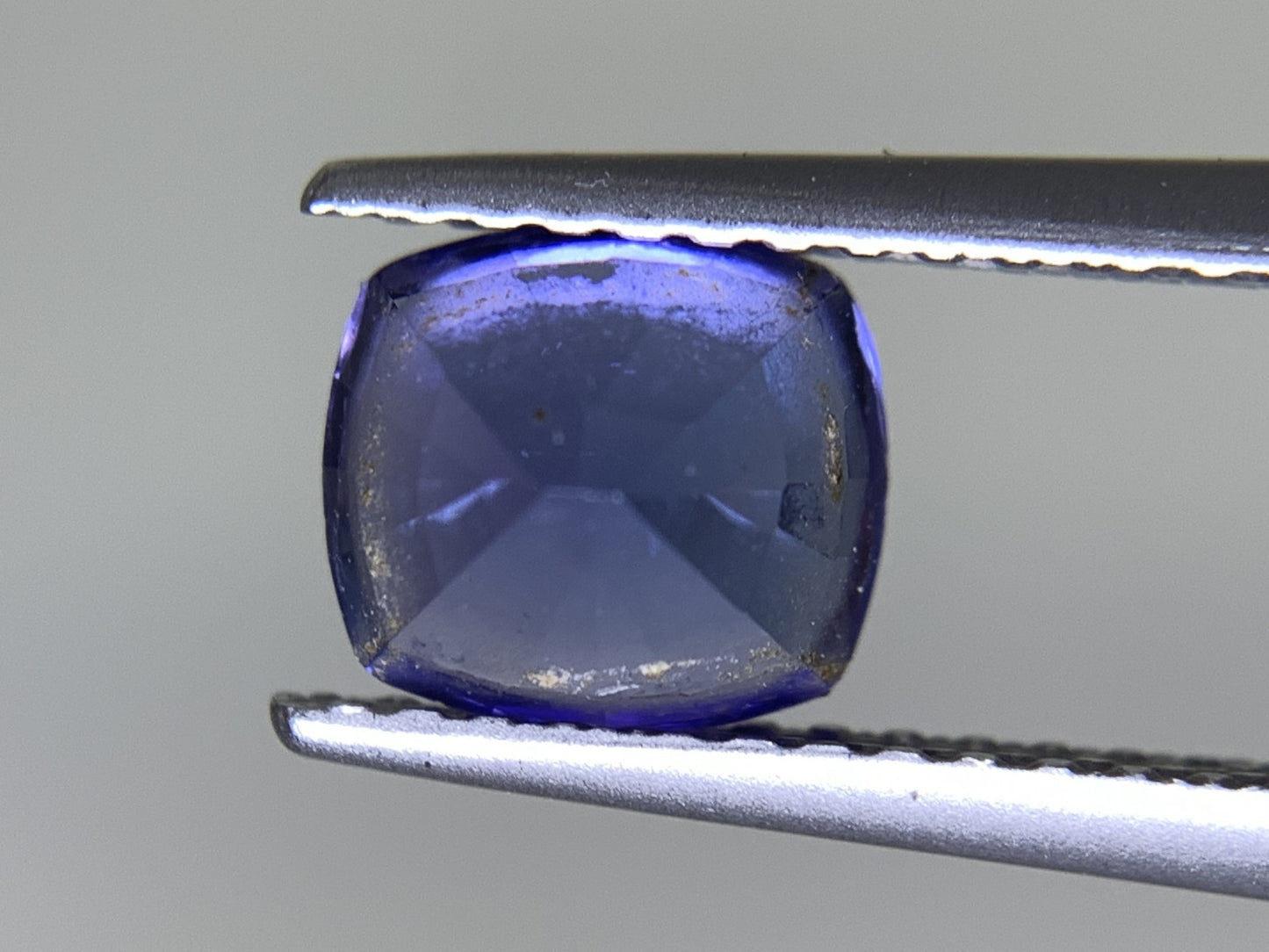 タンザナイト 1.177ct 宝石ソーティング付き 6.6㎜×6.0㎜×3.9㎜ 天然 ルース（ 裸石 ） 4970Y