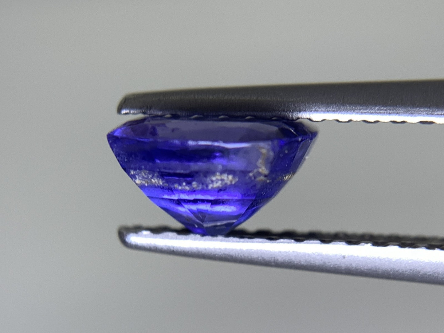 タンザナイト 1.177ct 宝石ソーティング付き 6.6㎜×6.0㎜×3.9㎜ 天然 ルース（ 裸石 ） 4970Y