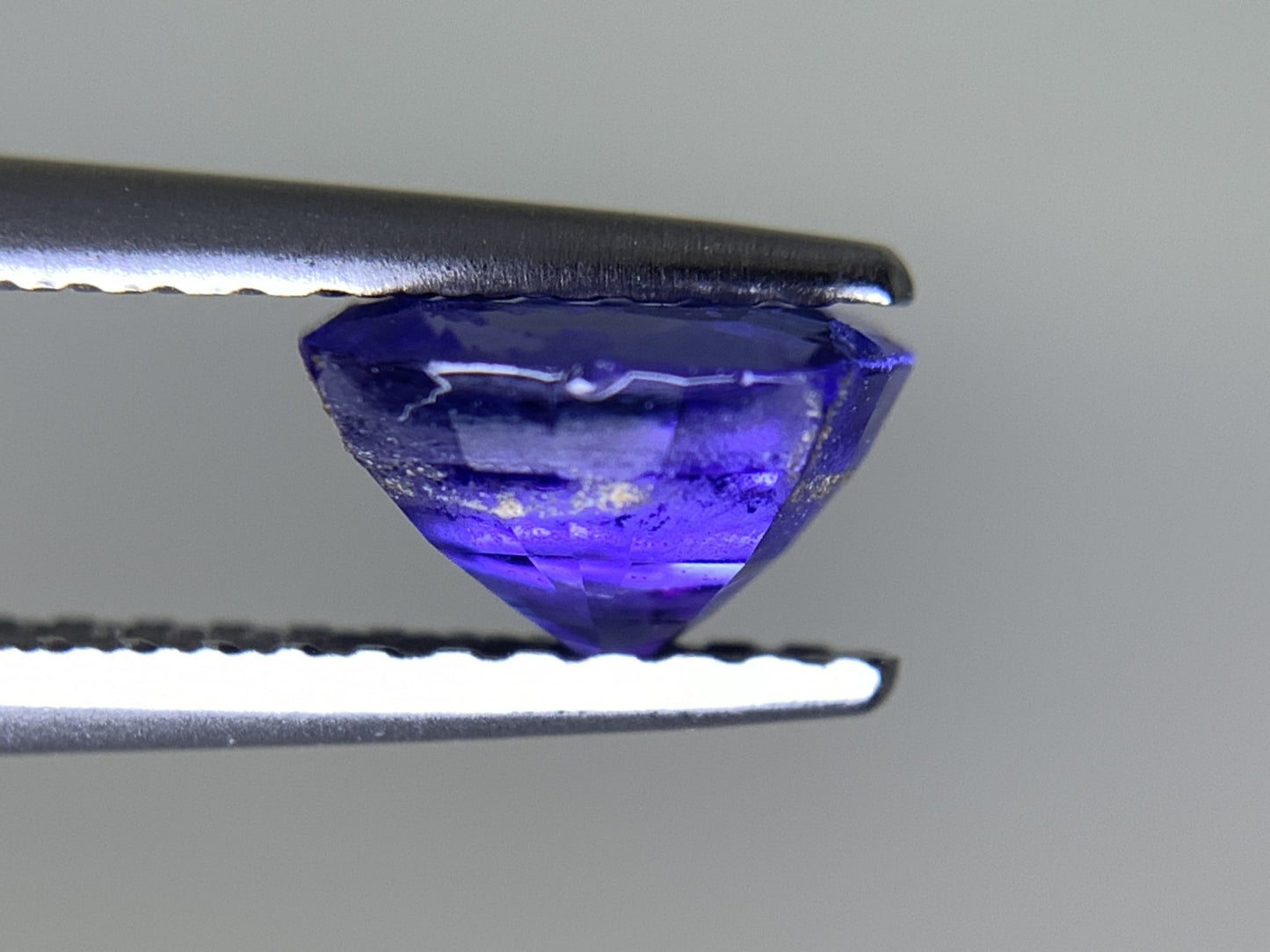 タンザナイト 1.177ct 宝石ソーティング付き 6.6㎜×6.0㎜×3.9㎜ 天然 ルース（ 裸石 ） 4970Y