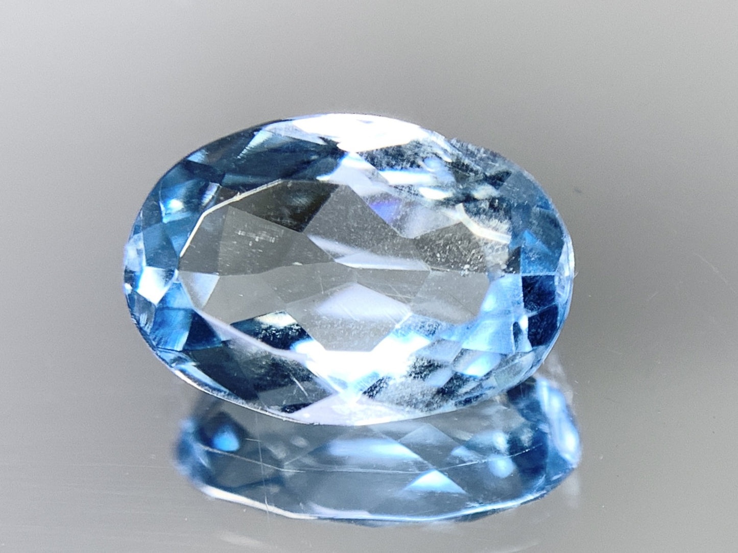 アクアマリン 天然 1.753ct 宝石ソーティング付き 9.7㎜×6.6㎜×4.1㎜ ルース（ 裸石 ） 6782Y