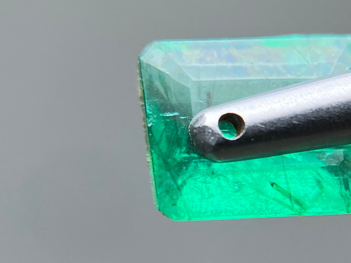 エメラルド 天然 1.165ct 宝石ソーティング付き 7.1㎜×5.6㎜×3.0㎜ ルース（ 裸石 ） 7186YY