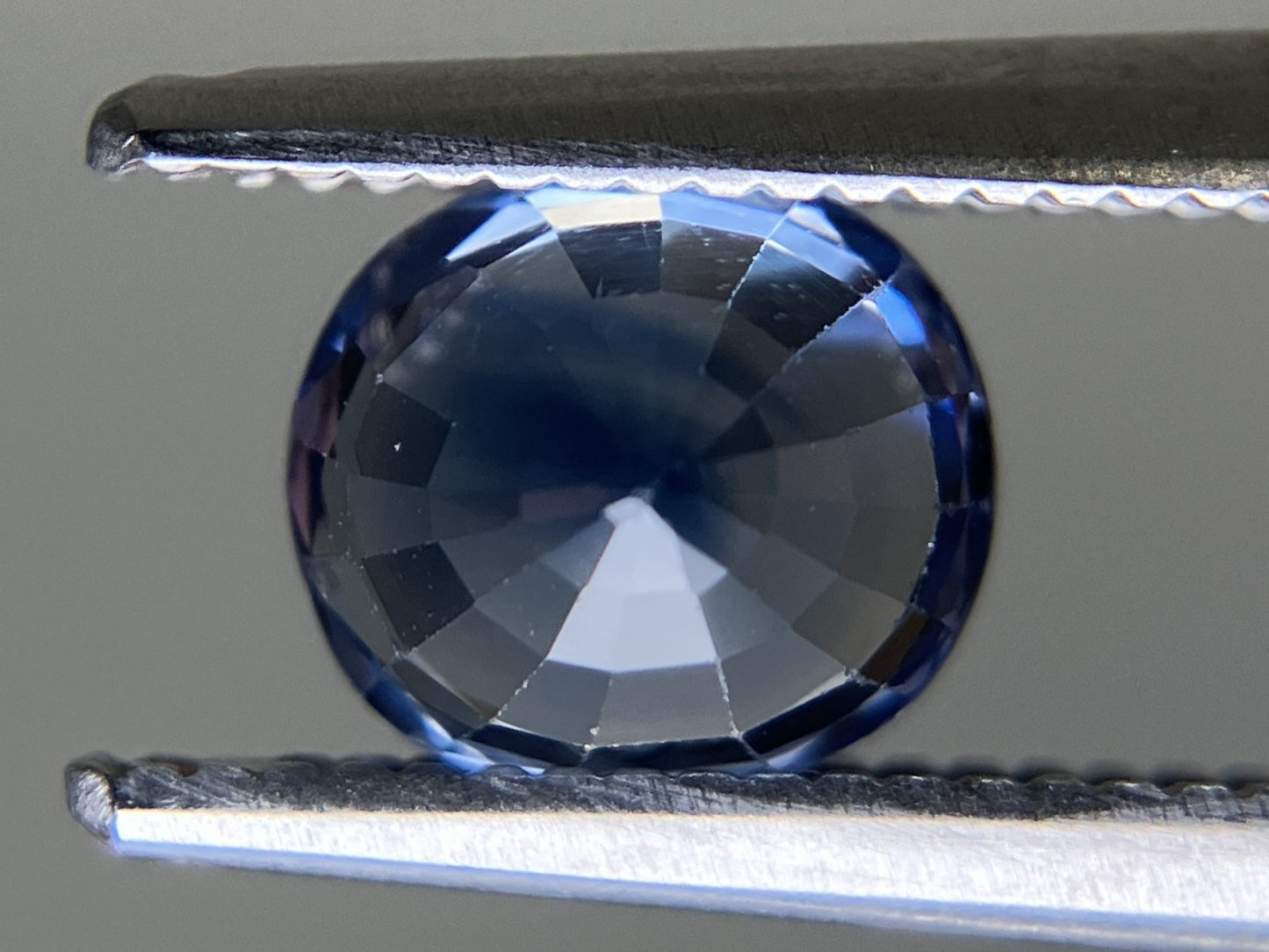 サファイア 1.326ct 宝石ソーティング付き  6.1㎜×5.4㎜×4.0㎜  ルース（ 裸石 ） 4192YY