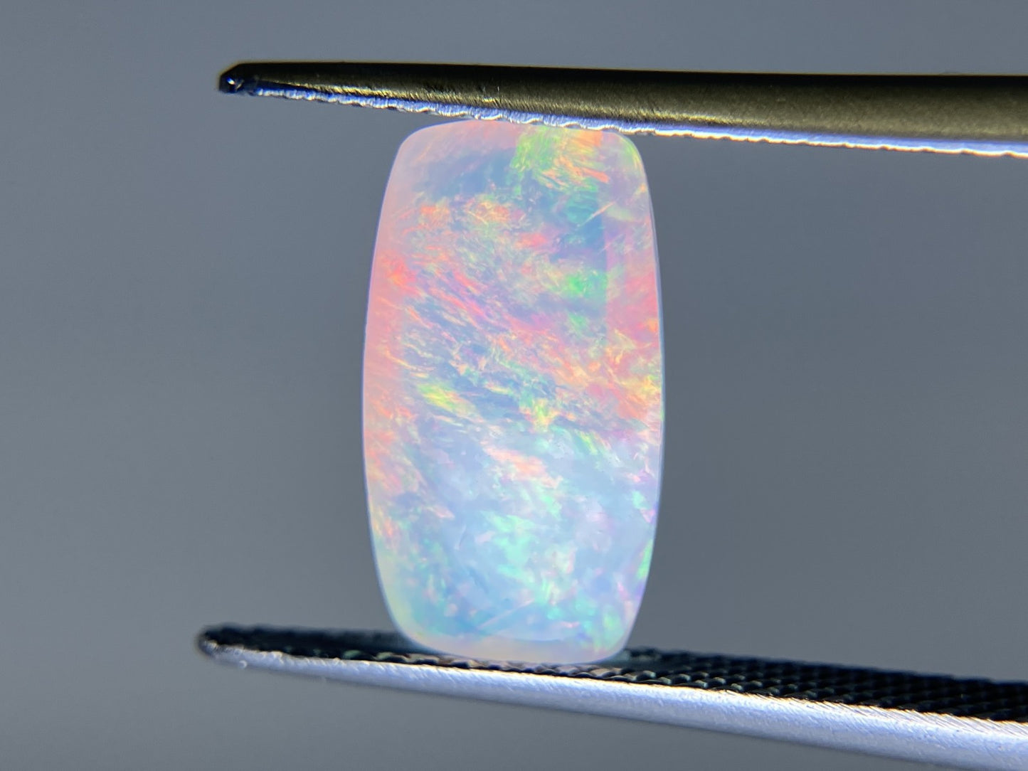 オパール 天然 2.827ct 宝石ソーティング付き 13.4㎜×7.5㎜×5.6㎜ ルース（ 裸石 ） 5156K
