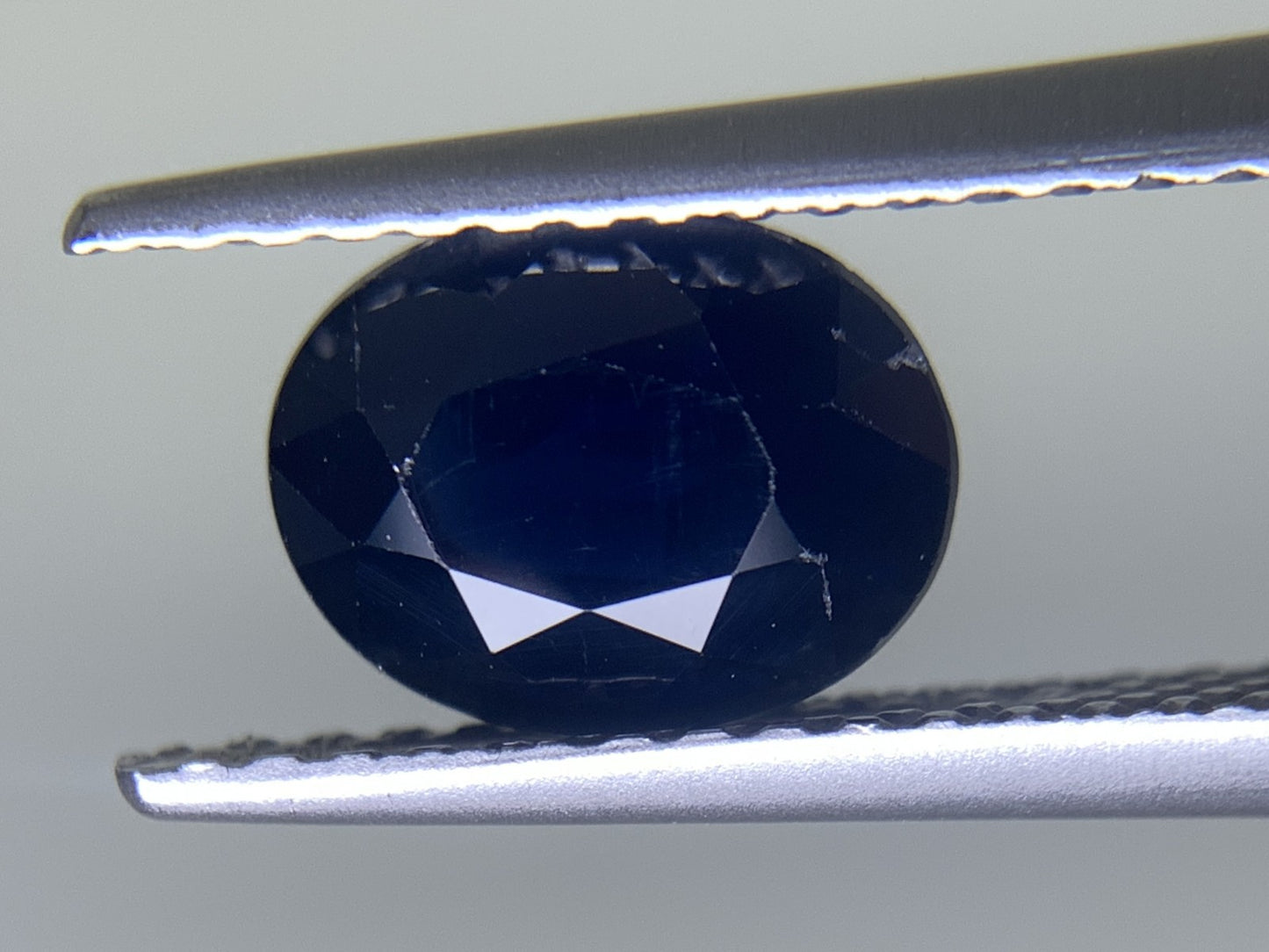 サファイア 天然 1.491ct 中央宝石ソーティング付き 7.72㎜×5.97㎜×3.87㎜ ルース（ 裸石 ） 5644Y