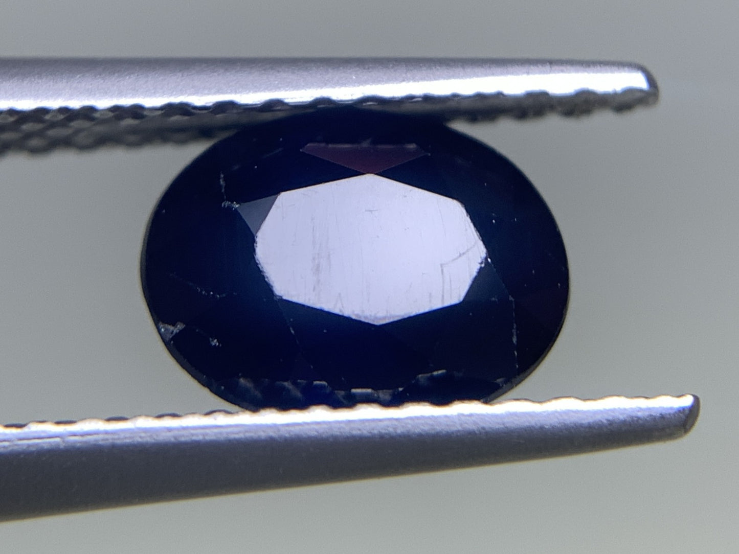 サファイア 天然 1.491ct 中央宝石ソーティング付き 7.72㎜×5.97㎜×3.87㎜ ルース（ 裸石 ） 5644Y