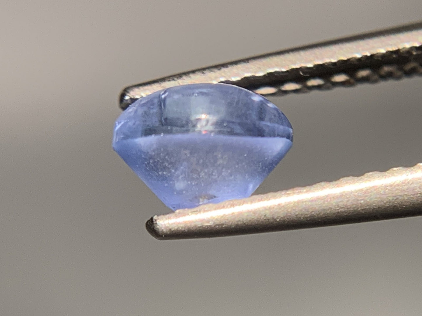 スターサファイア 1.186ct  宝石ソーティング付き  6.0㎜×4.8㎜×4.4㎜  ルース（ 裸石 ） 1896Y
