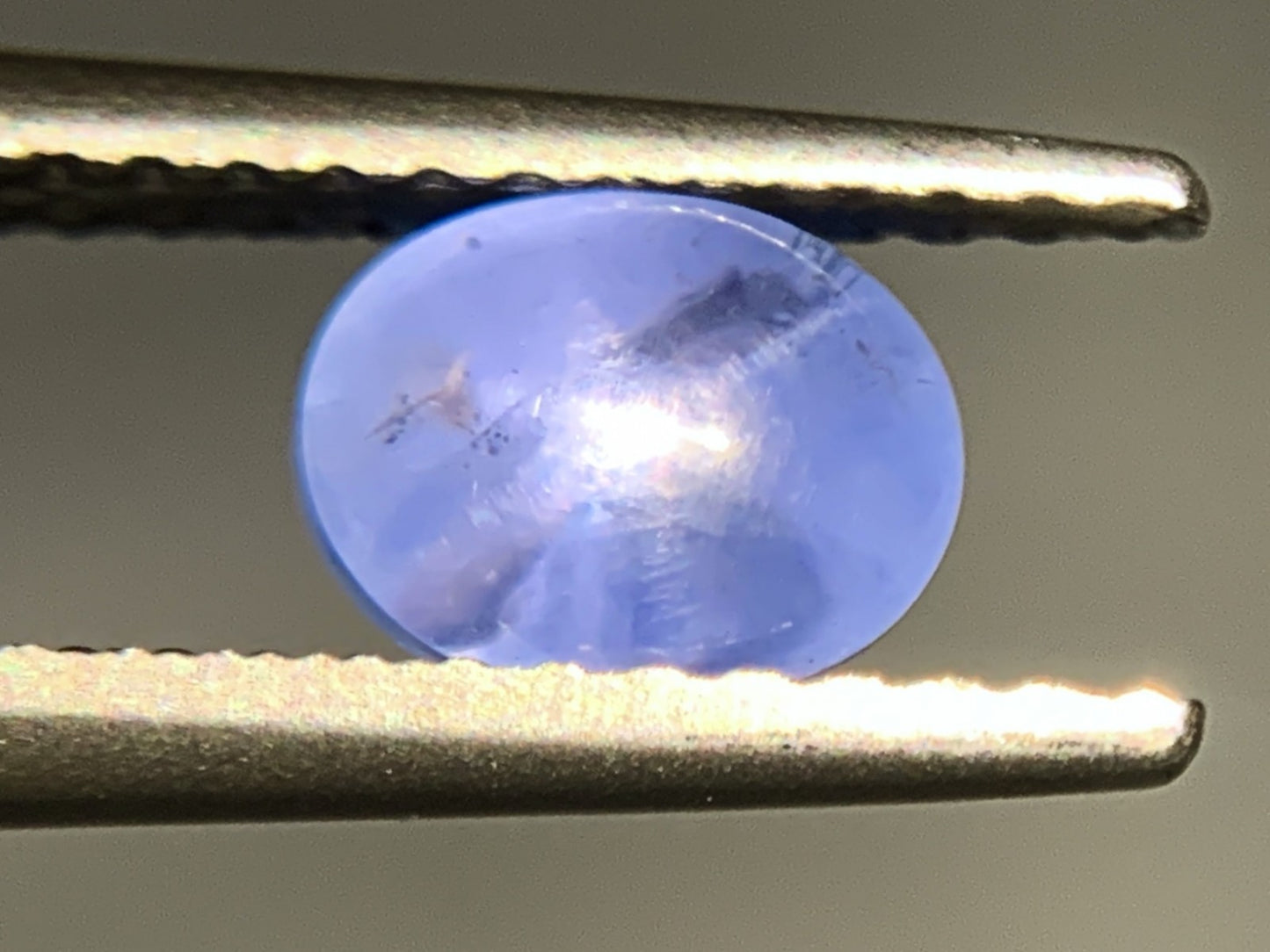 スターサファイア 1.186ct  宝石ソーティング付き  6.0㎜×4.8㎜×4.4㎜  ルース（ 裸石 ） 1896Y