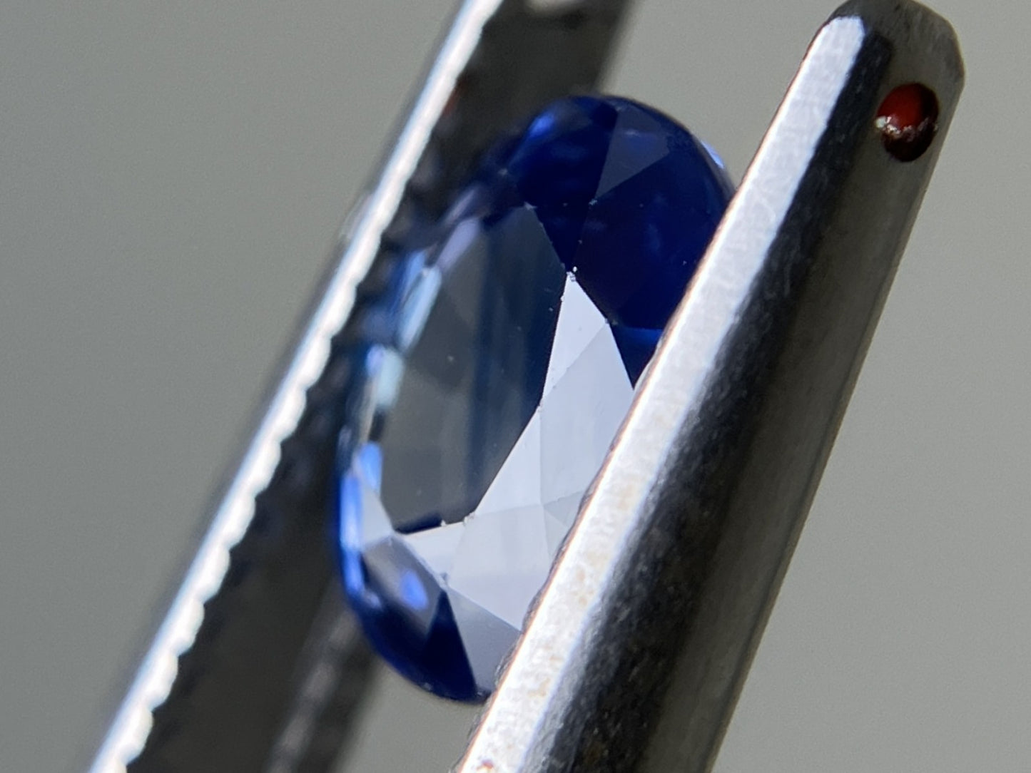 サファイア 1.326ct 宝石ソーティング付き  6.1㎜×5.4㎜×4.0㎜  ルース（ 裸石 ） 4192YY
