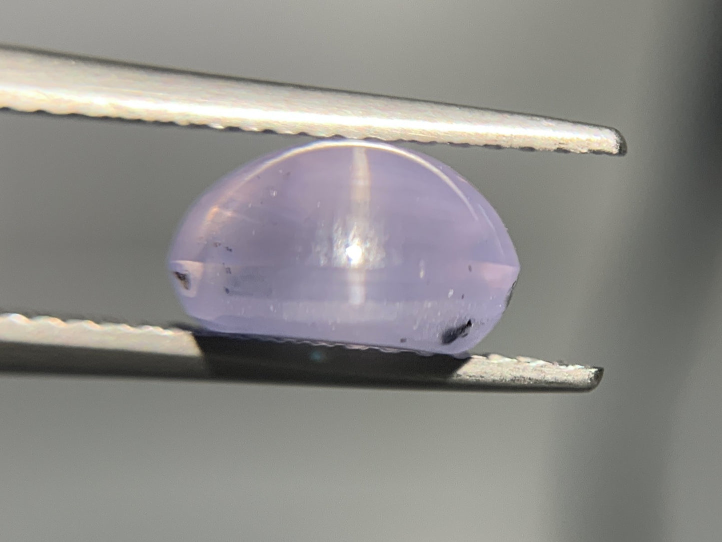 スターサファイア 3.930ct  宝石ソーティング付き  8.6㎜×8.0㎜×5.0㎜  ルース（ 裸石 ） 1898Y