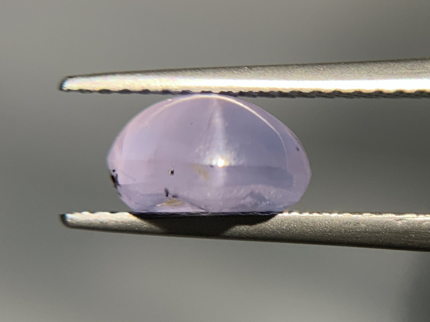 スターサファイア 3.930ct  宝石ソーティング付き  8.6㎜×8.0㎜×5.0㎜  ルース（ 裸石 ） 1898Y