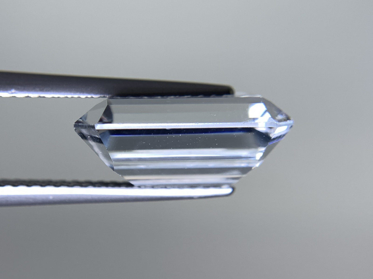 アクアマリン 6.392ct 宝石ソーティング付き 13.9㎜×10.0㎜×6.1㎜ ルース（ 裸石 ） 2701Y