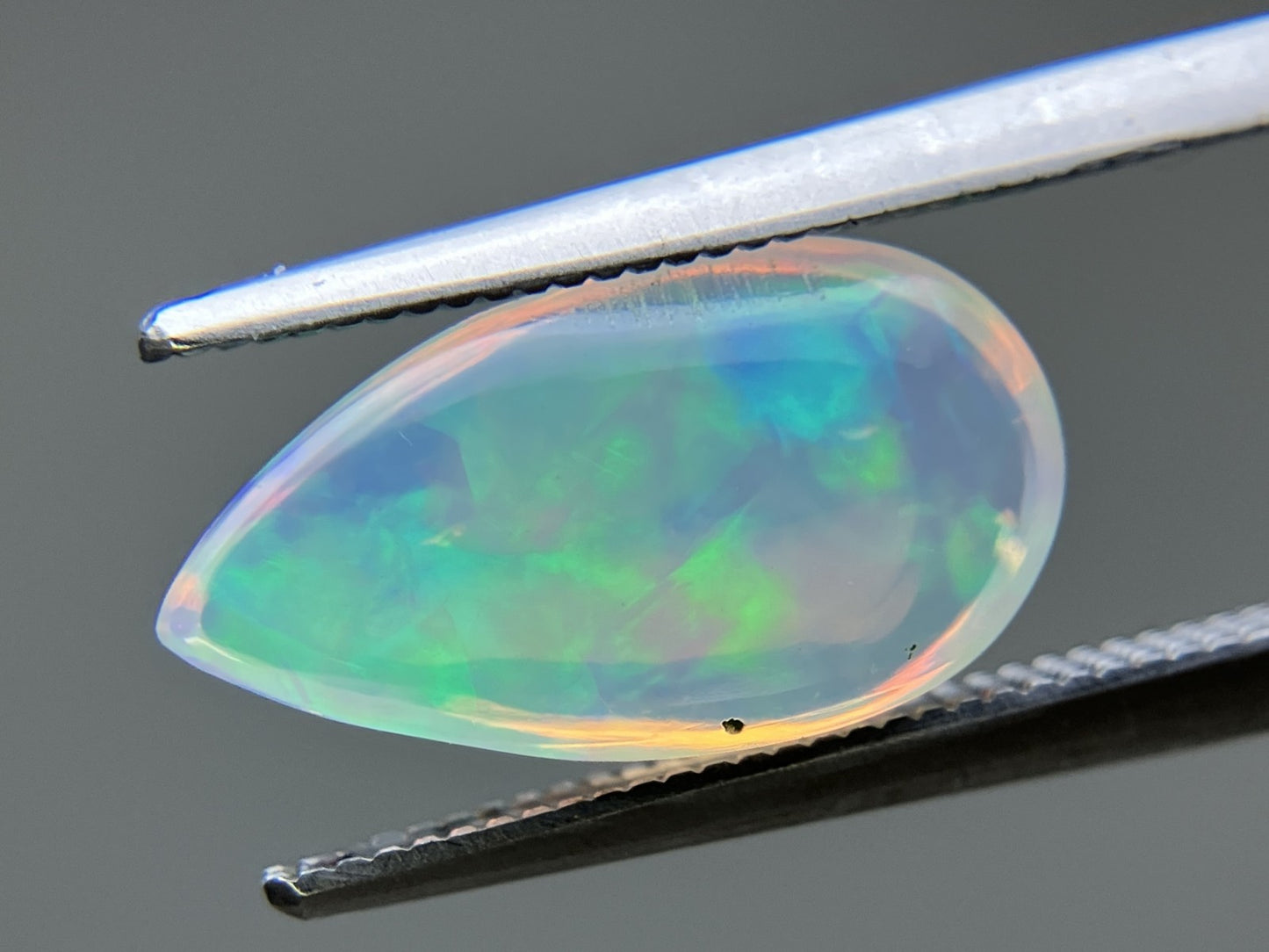 オパール 2.478ct 宝石ソーティング付き 14.6㎜×7.9㎜×4.4㎜ ルース（ 裸石 ） 4333YY