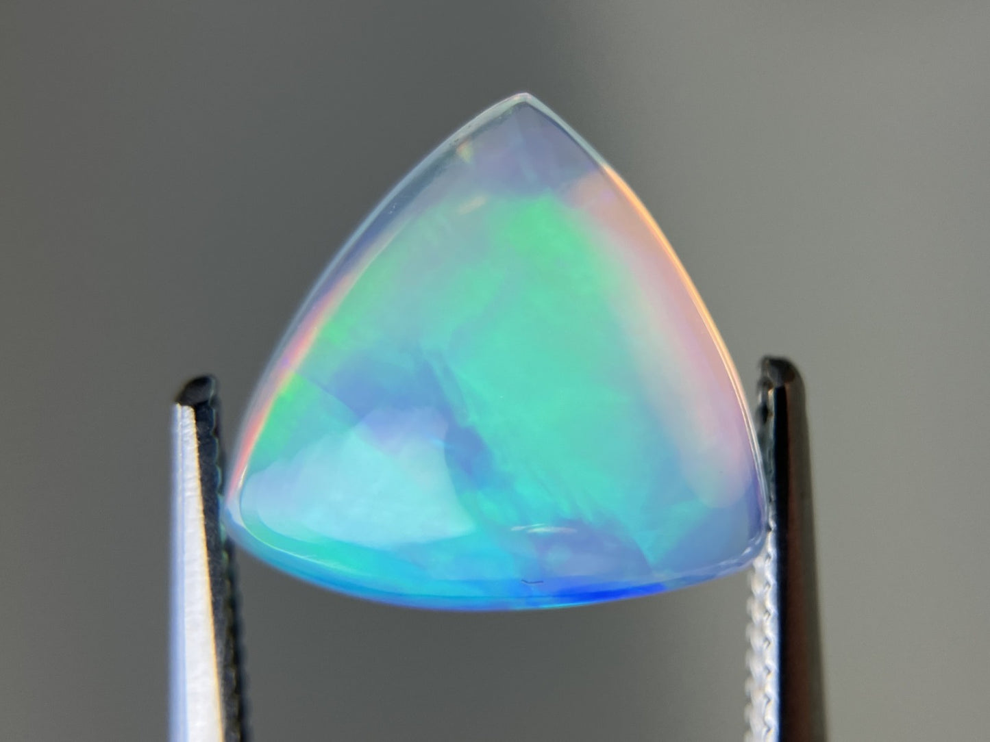 オパール 2.775ct 宝石ソーティング付き 10.9㎜×10.7㎜×4.8㎜ ルース（ 裸石 ） 4339YY