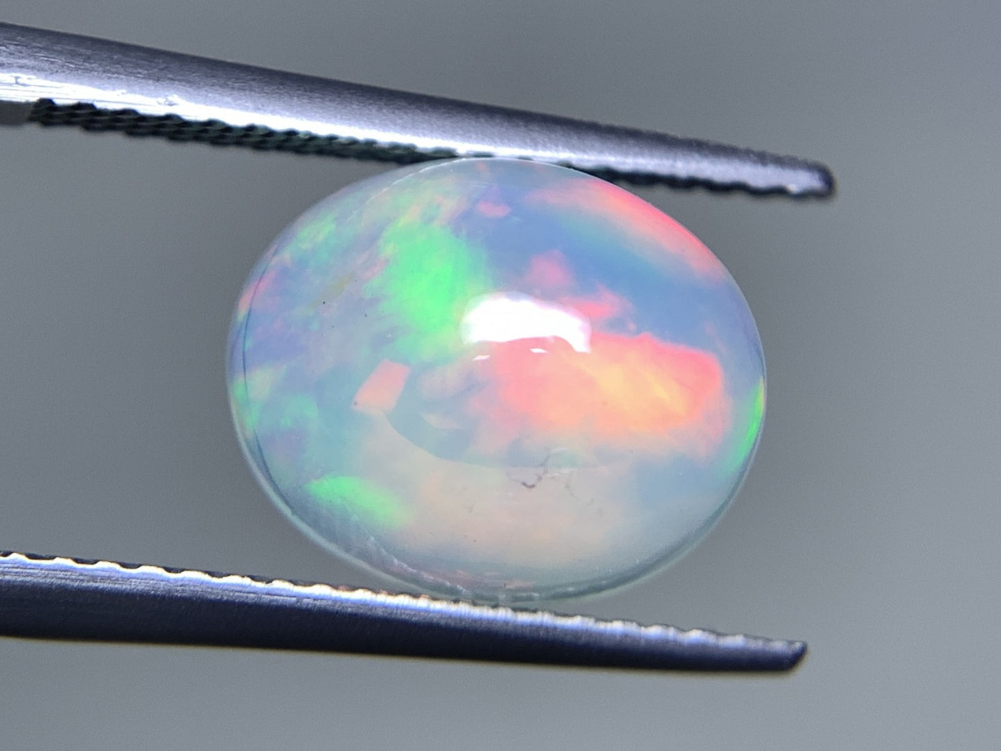 オパール  天然  2.748ct  宝石ソーティング付き  11.0㎜×9.1㎜×5.7㎜  ラッピング無料  ルース（ 裸石 ）  5151Y